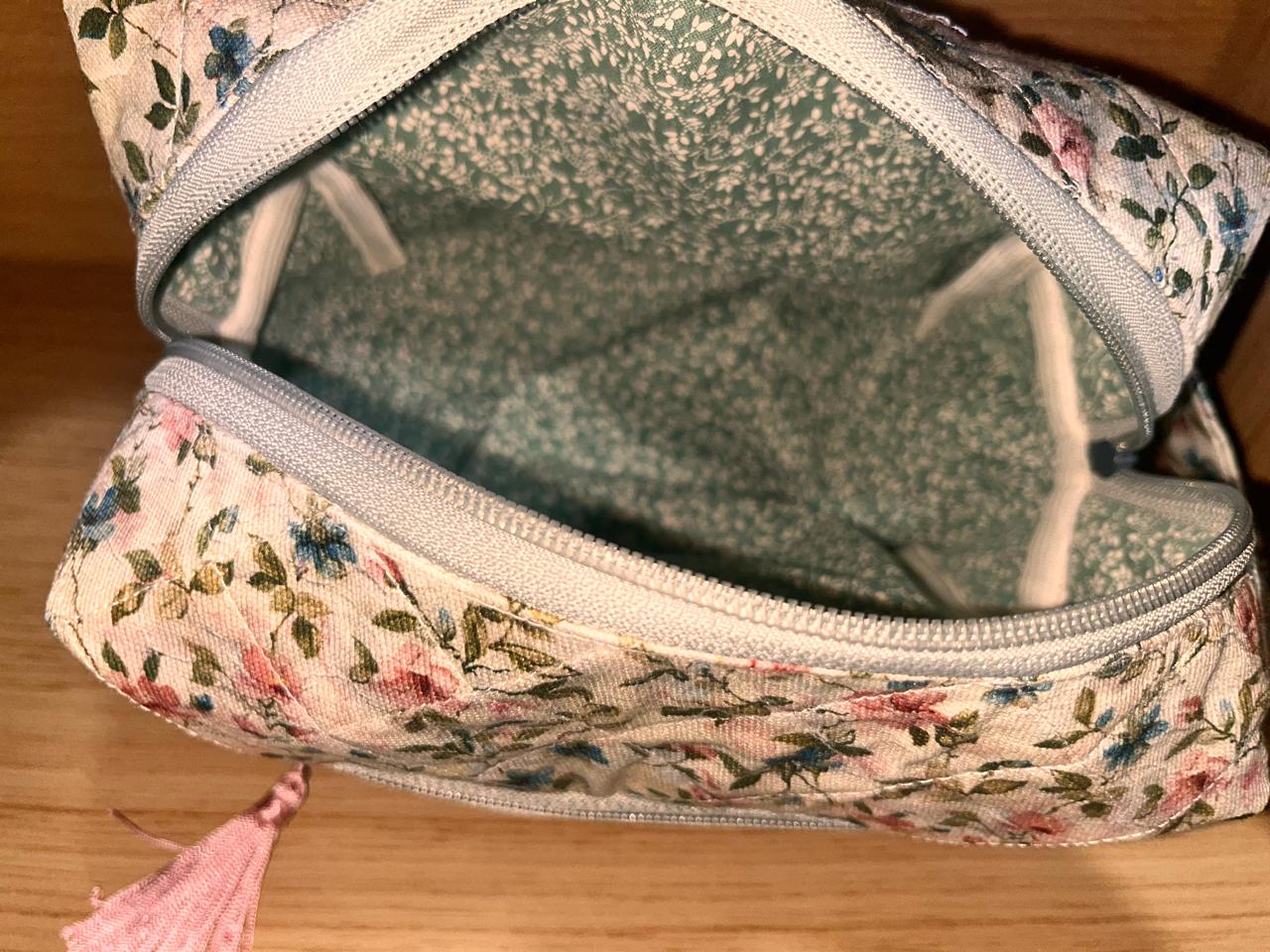 Necessaire dois bolsos