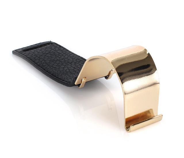 Bracelete couro com prata