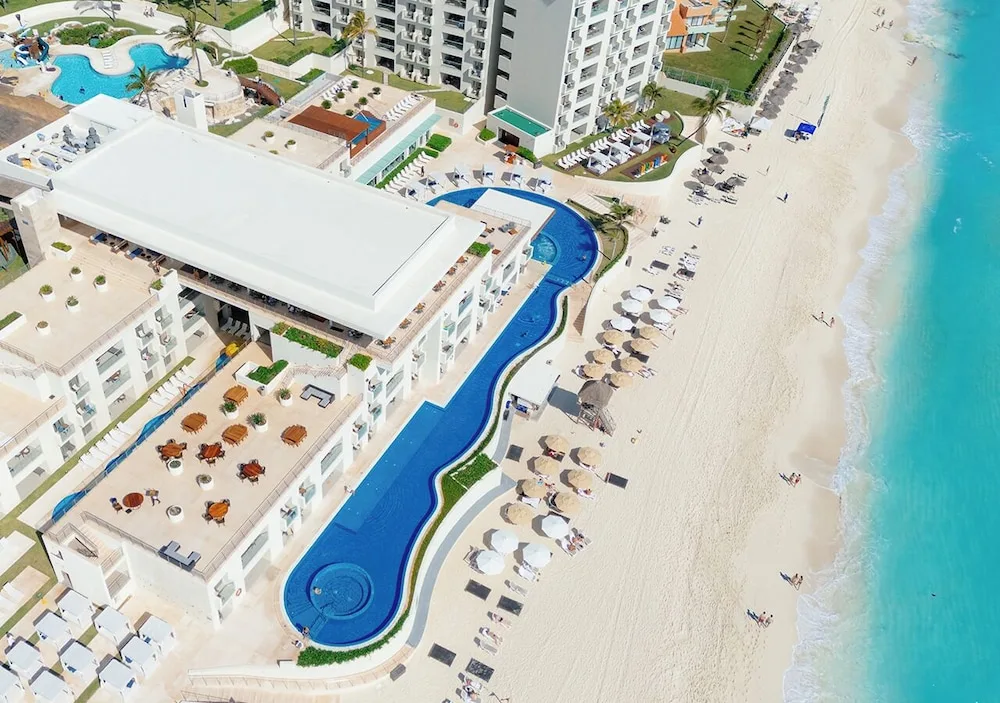 Emporio Cancun - with Optional All Inclusive  ⭐️⭐️⭐️⭐️