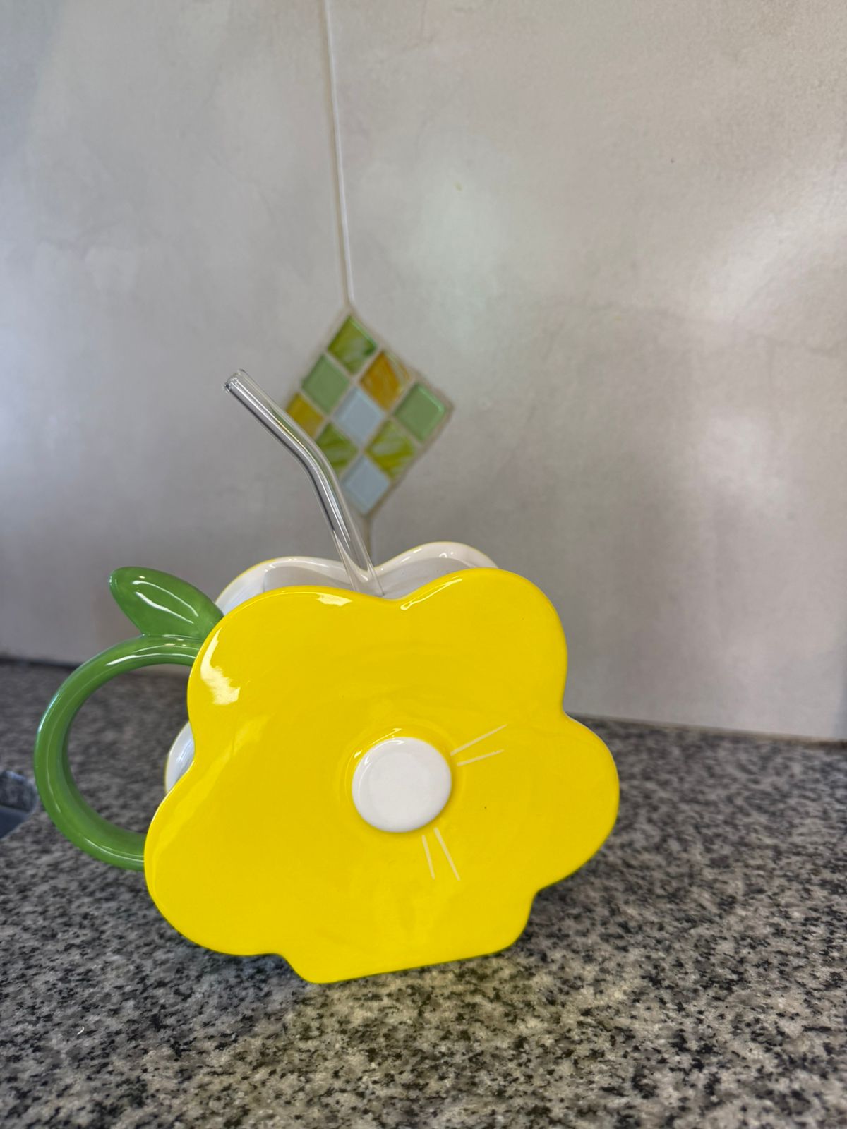 Taza con forma de flor