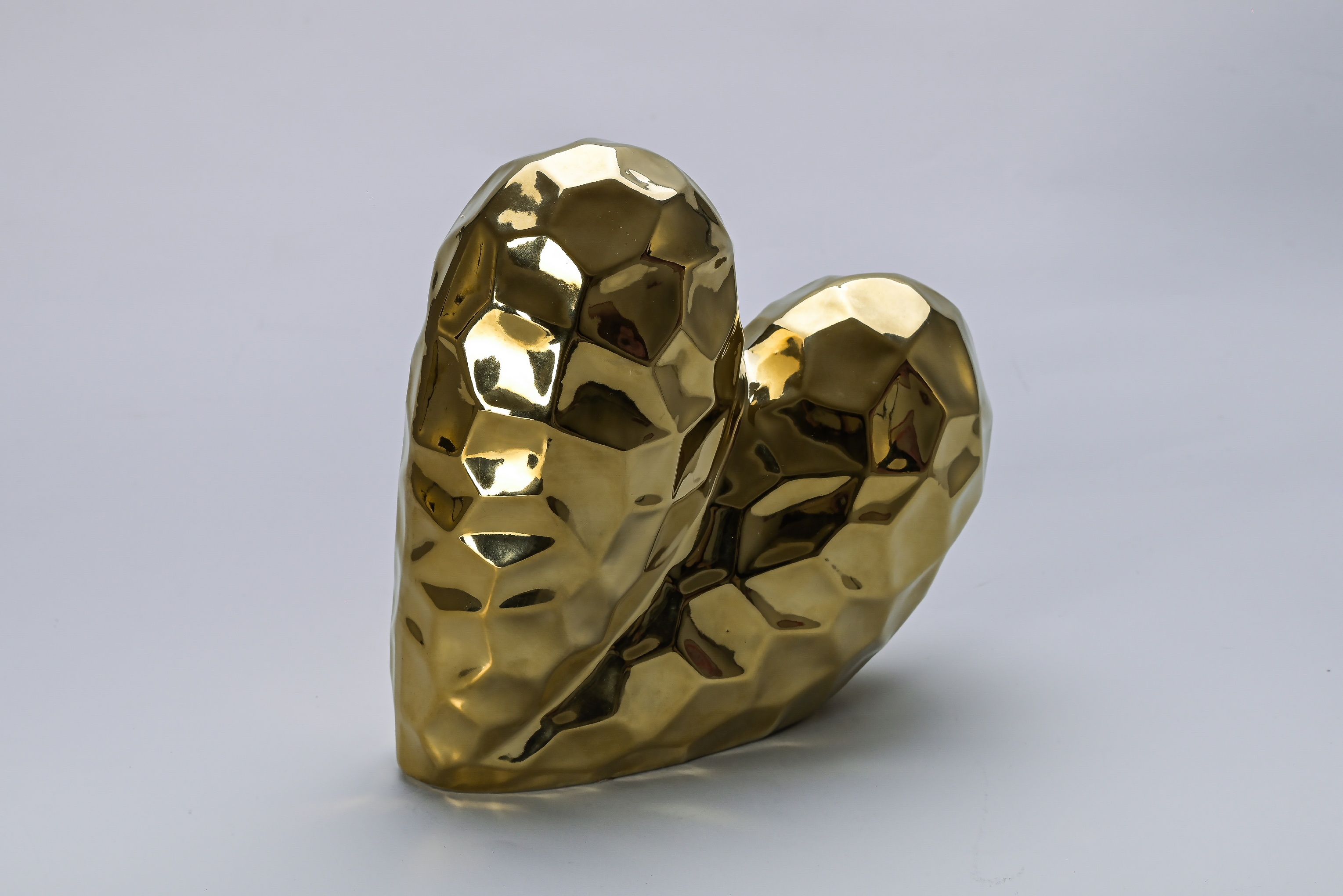 Corazón decorativo dorado