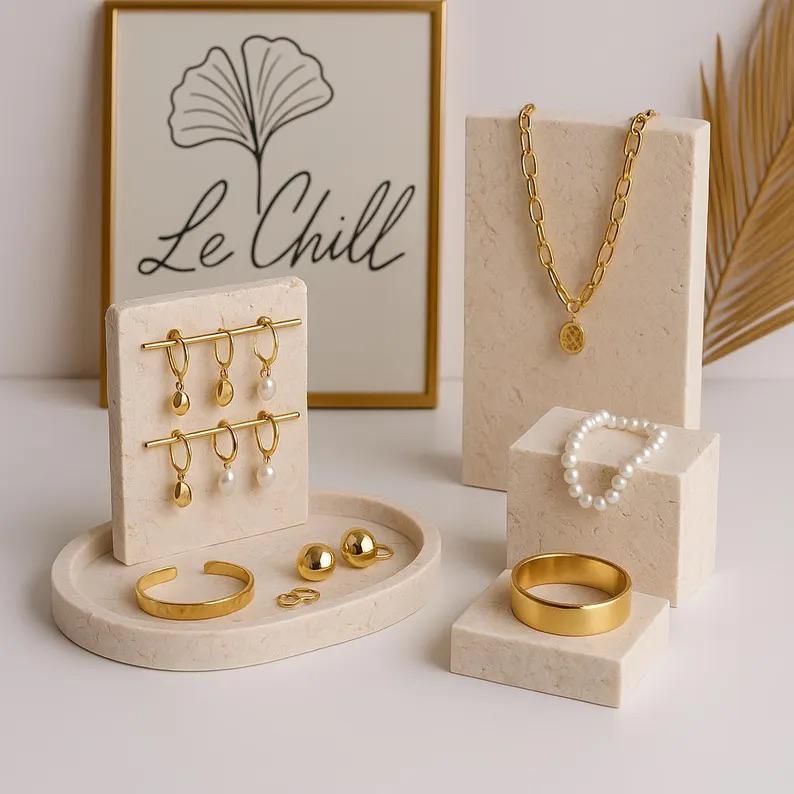 Traverten takı standı