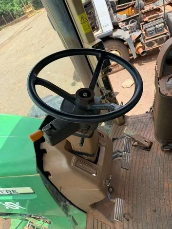 TRATOR DE PNEUS JOHN DEERE 7210 J, ANO: 2012