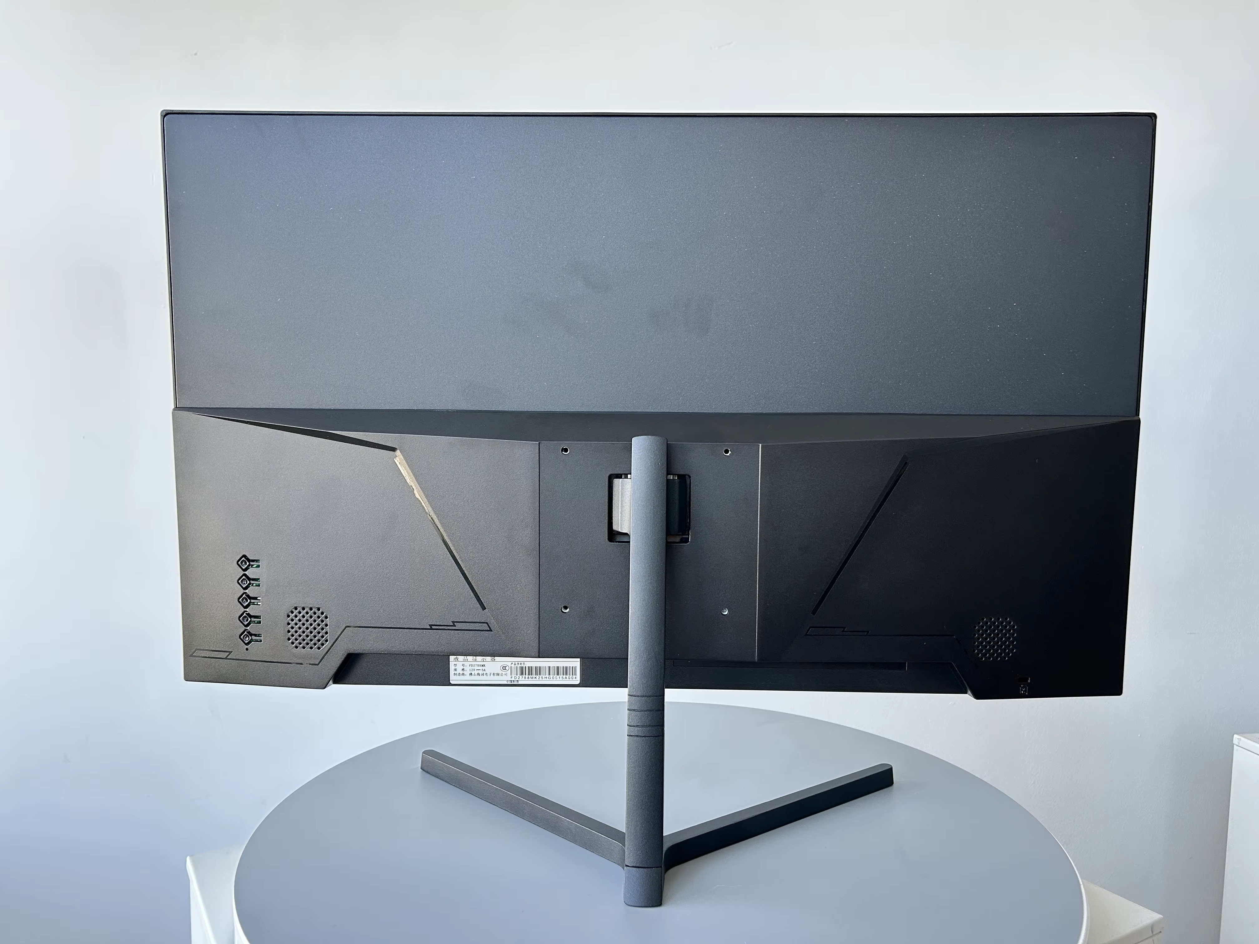 27-дюймовый Монитор Innoker с прямым экраном