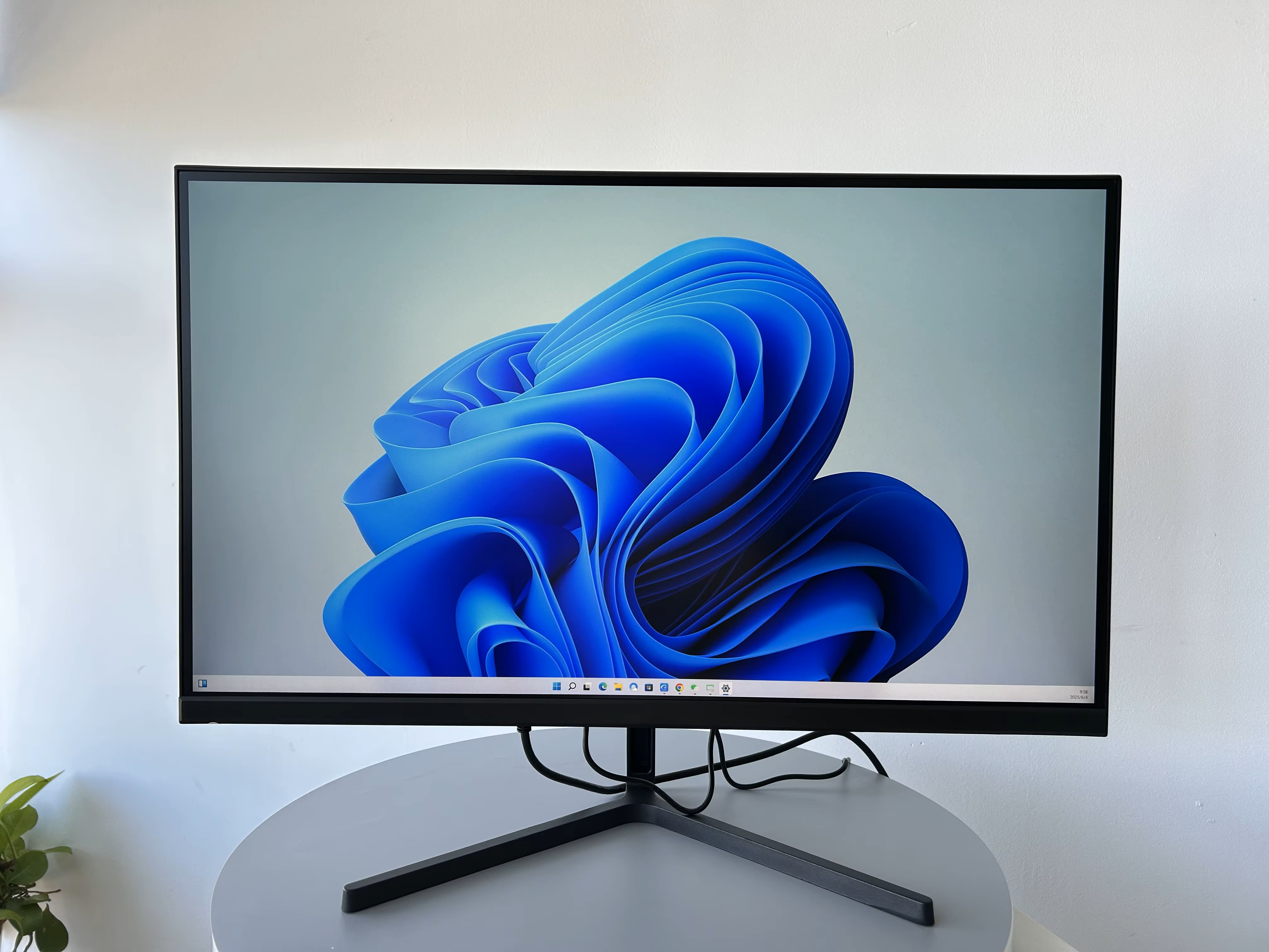 27-дюймовый Монитор Innoker с прямым экраном