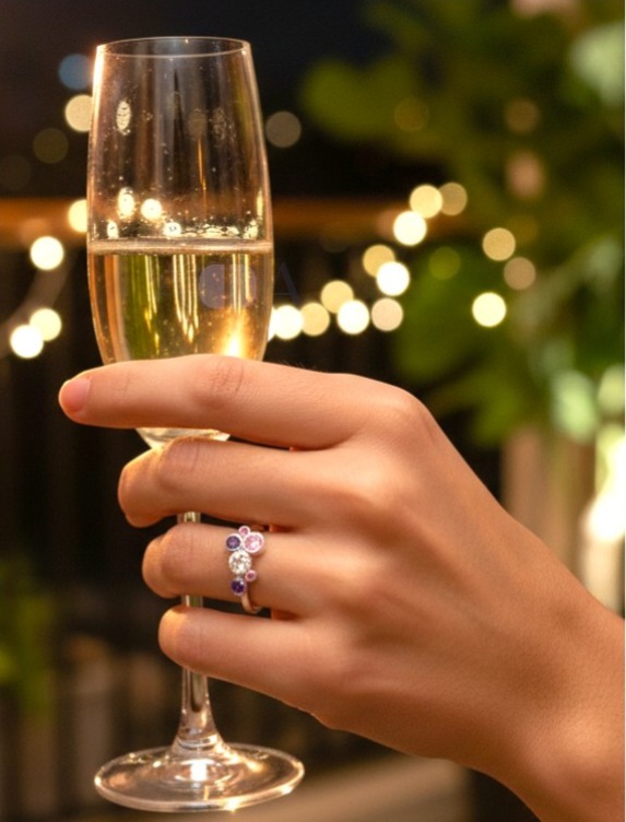 Anillo de plata con circonitas