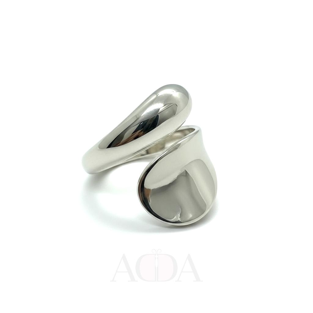 Anillo de plata diseño moderno