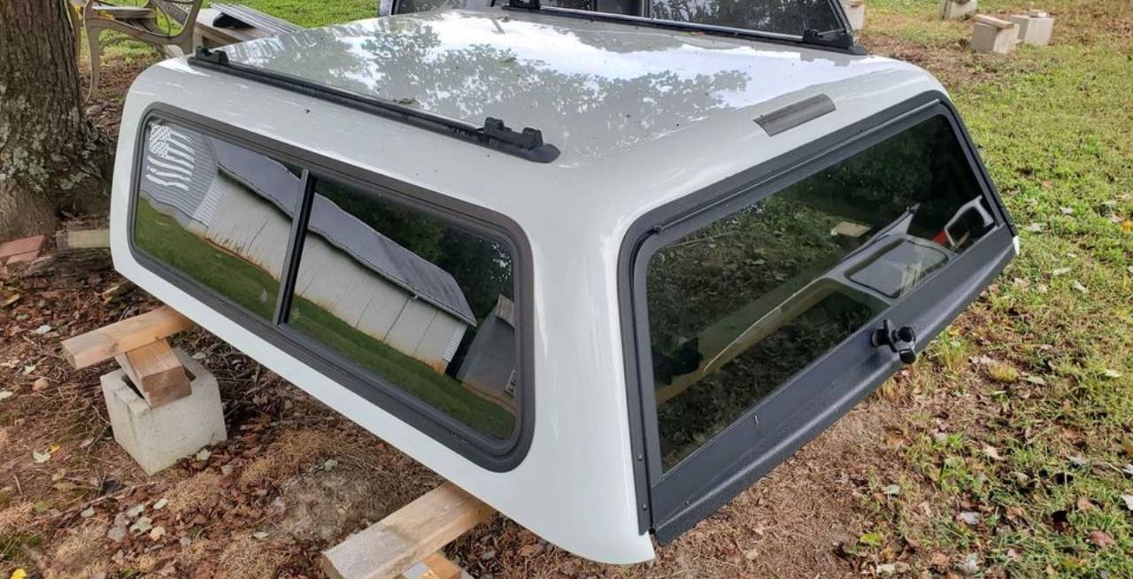 2016–2023 Toyota Tacoma Truck Topper – 5 ft Bed