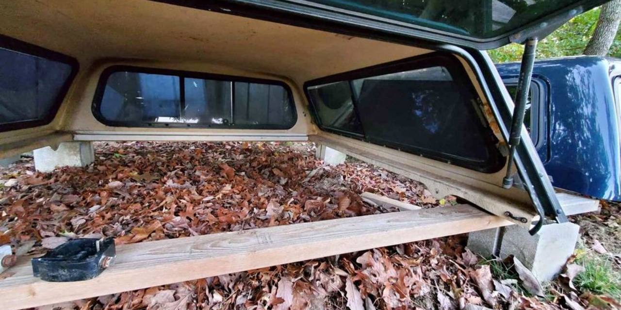 2005–2015 Toyota Tacoma Truck Topper – 5 ft Bed