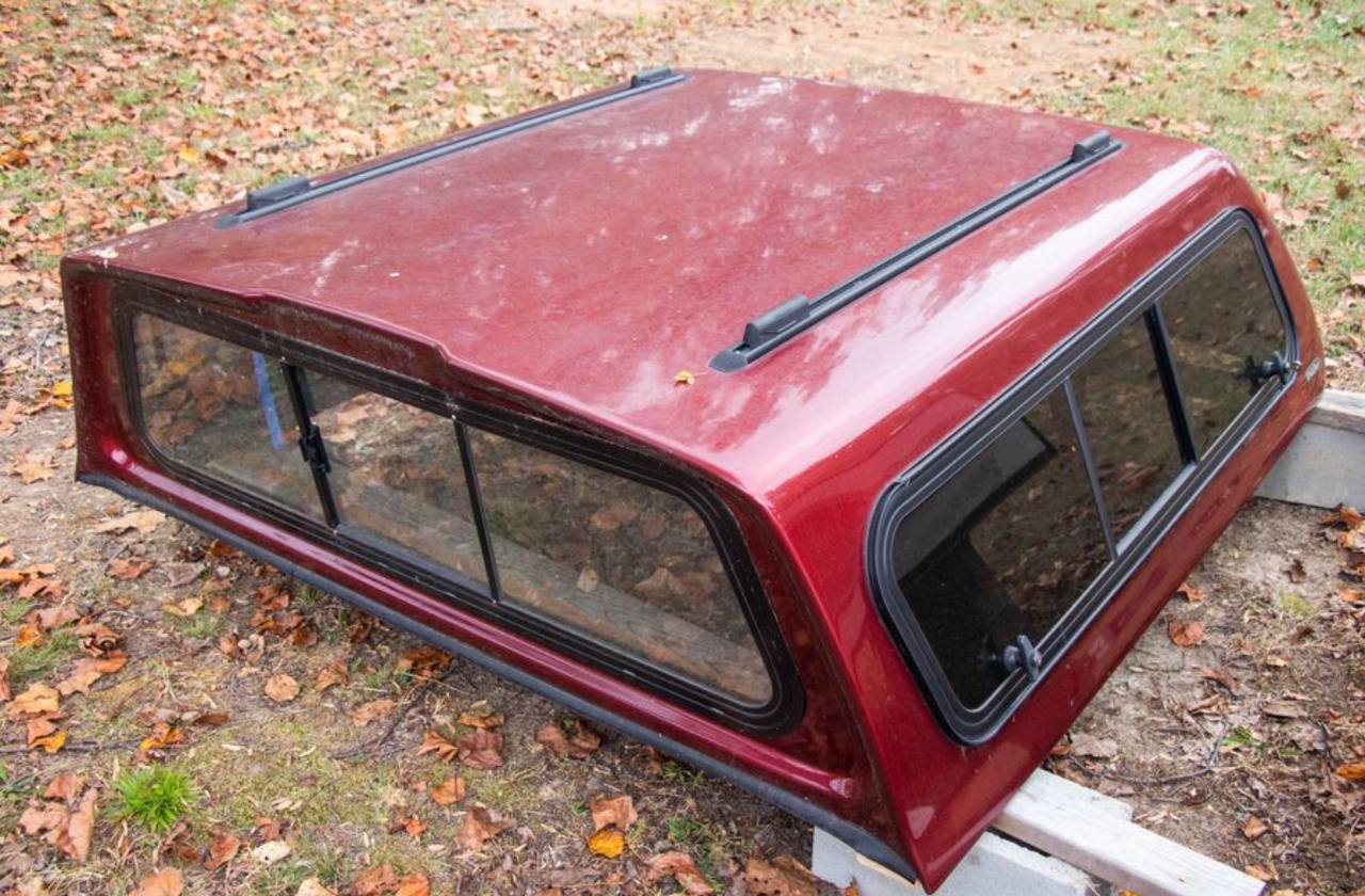 2014–2018 Chevy & GMC 1500 Truck Topper – 5.7 ft Bed