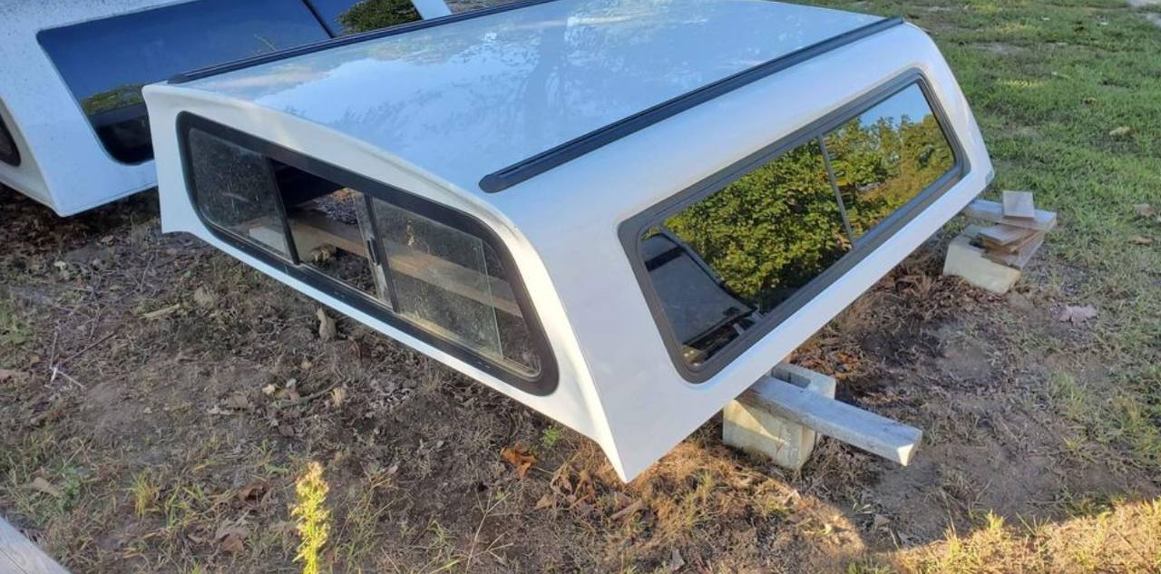 2014–2018 Chevy 1500 Truck Topper – 6.5 ft Bed