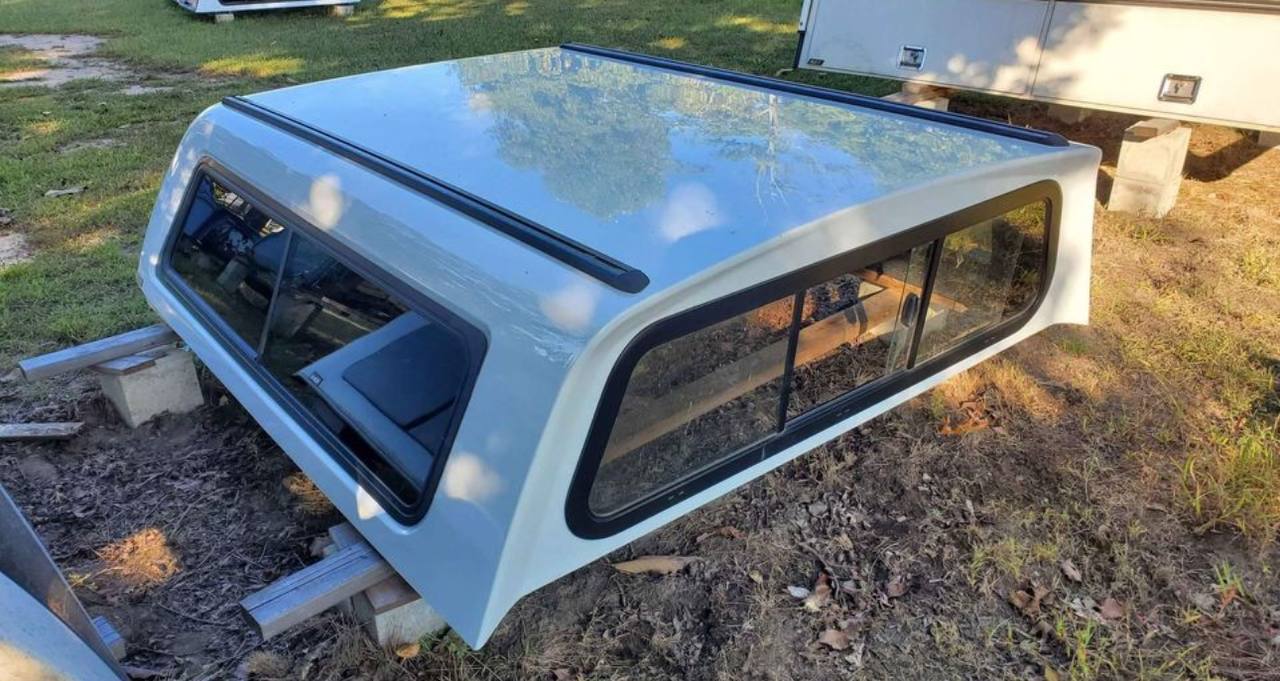 2014–2018 Chevy 1500 Truck Topper – 6.5 ft Bed