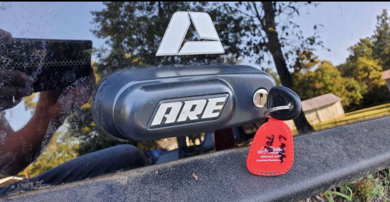 2014–2018 Chevy 1500 Truck Topper – 6.5 ft Bed