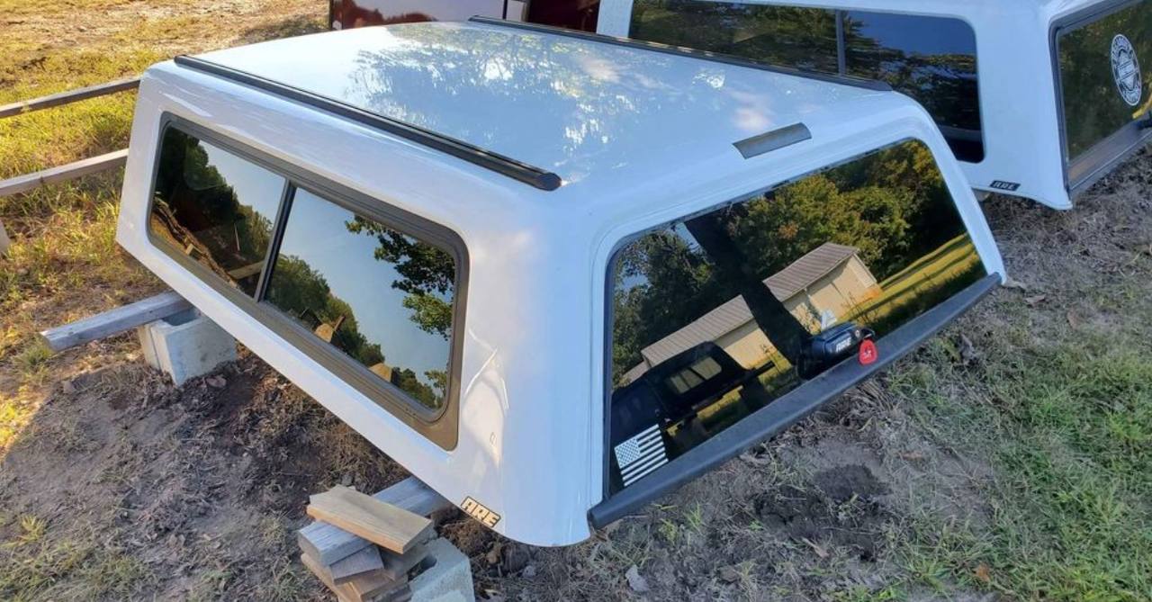 2014–2018 Chevy 1500 Truck Topper – 6.5 ft Bed