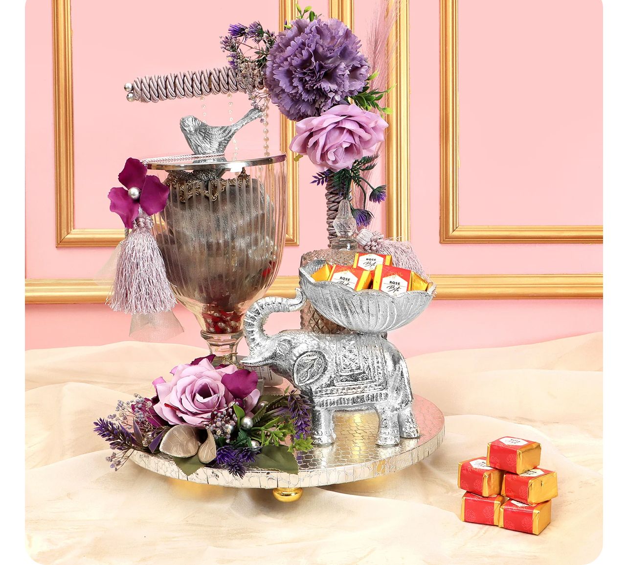 Decorative Gift Hamper