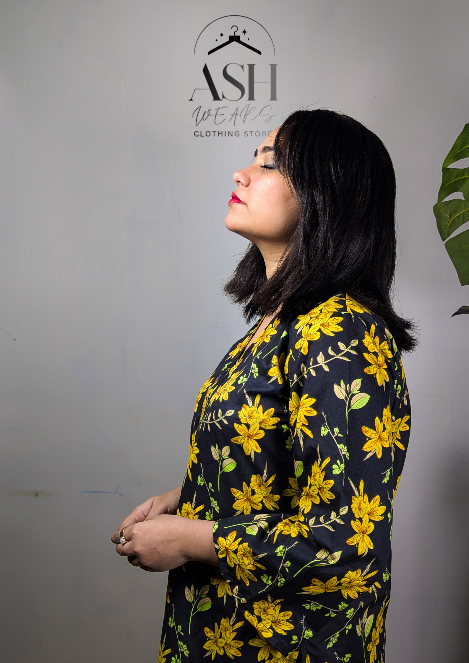 Black n yellow florals article 