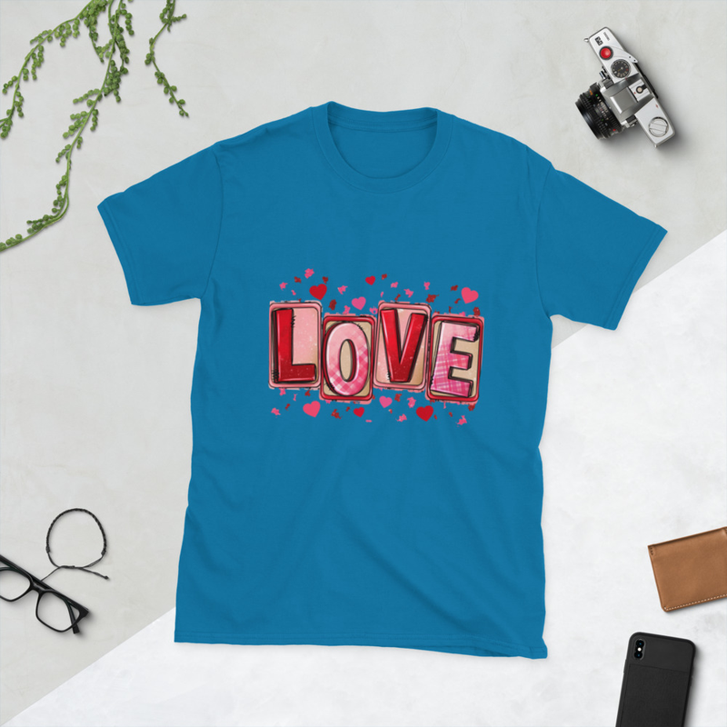 LOVE Graphic T-Shirt