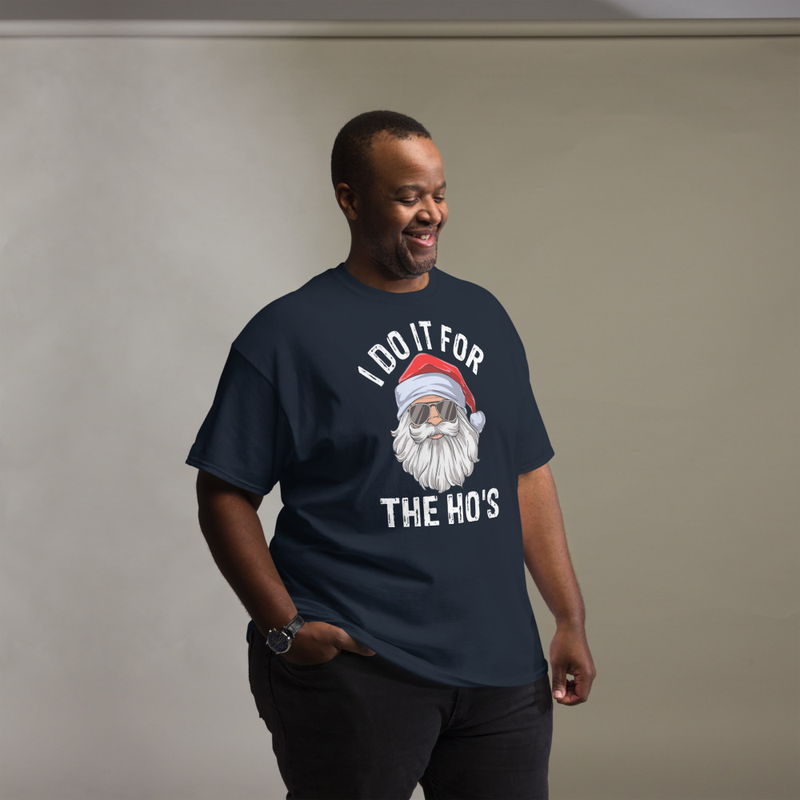 Santa Graphic Christmas T-Shirt