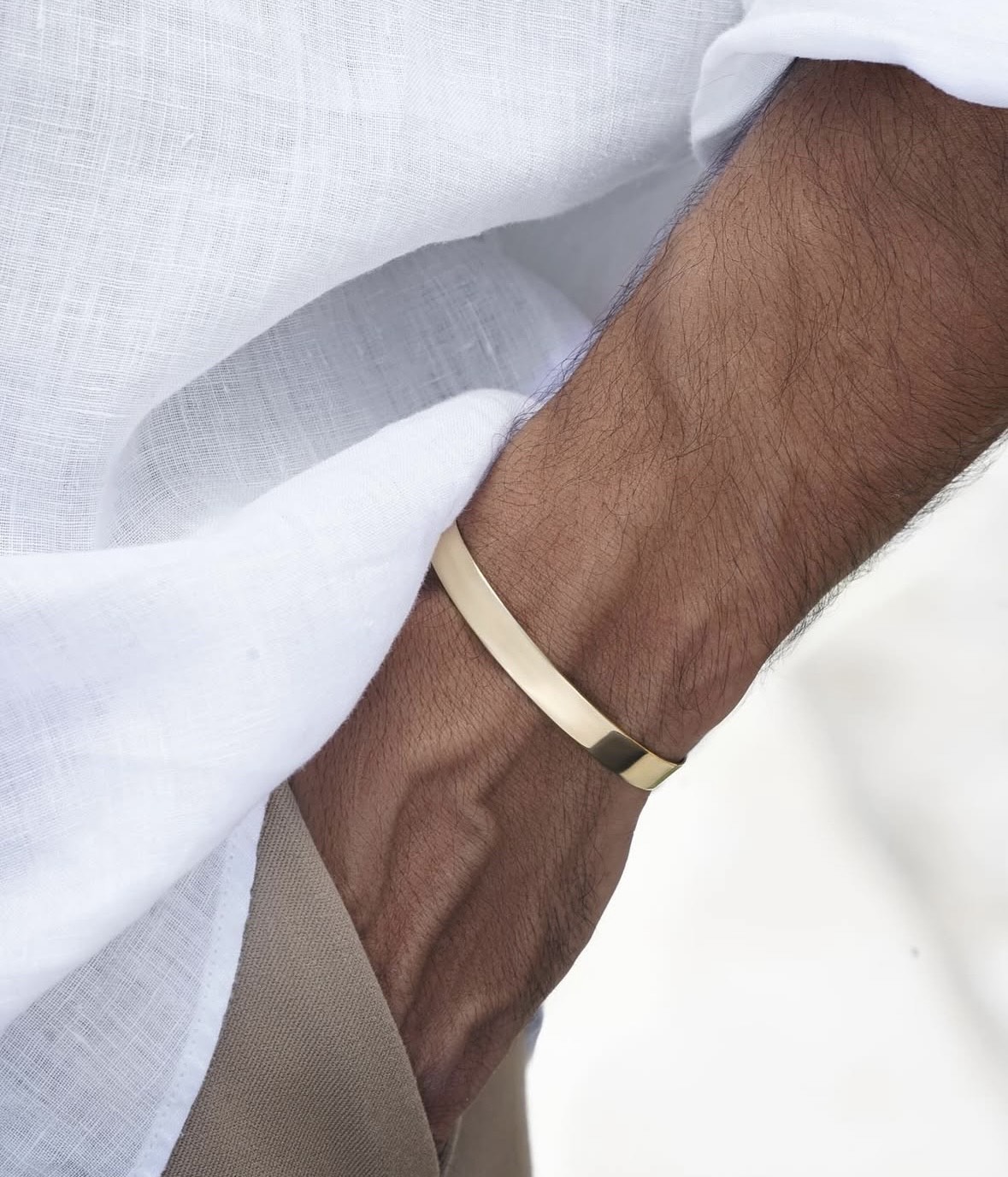 Elegant Gold Bracelet