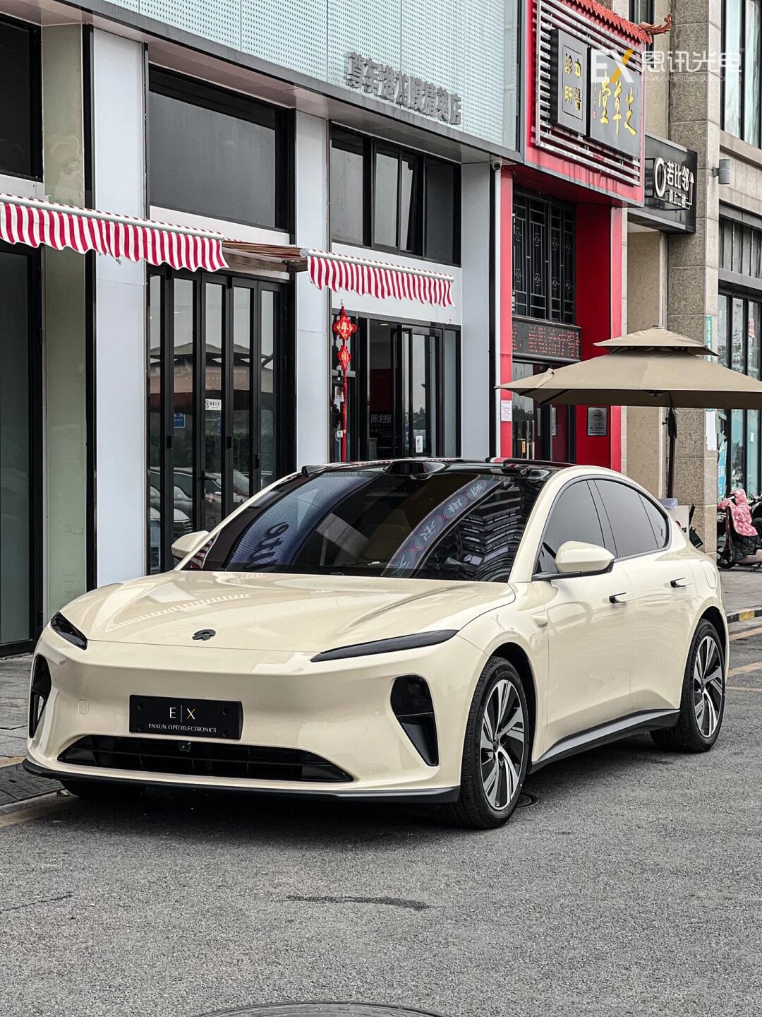 Pearl High-Gloss Series Color-Changing Film  High-End Car Wrap Film: Rich Color Depth That Outshines Ordinary Protective Coats