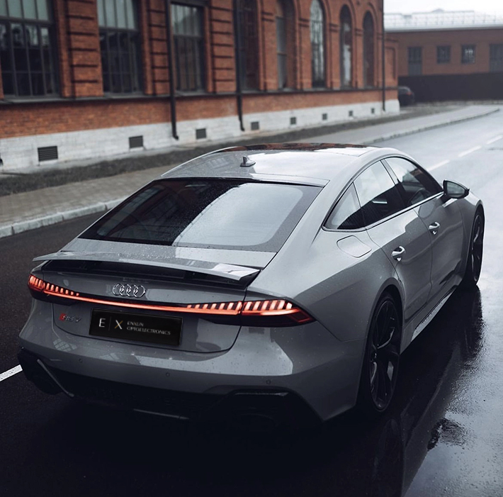 The Definitive Source for Audi-Exact Nardo Grey Vehicle Wraps—OEM-Matched, Bubble-Free, 5–7 Year UV Resistance