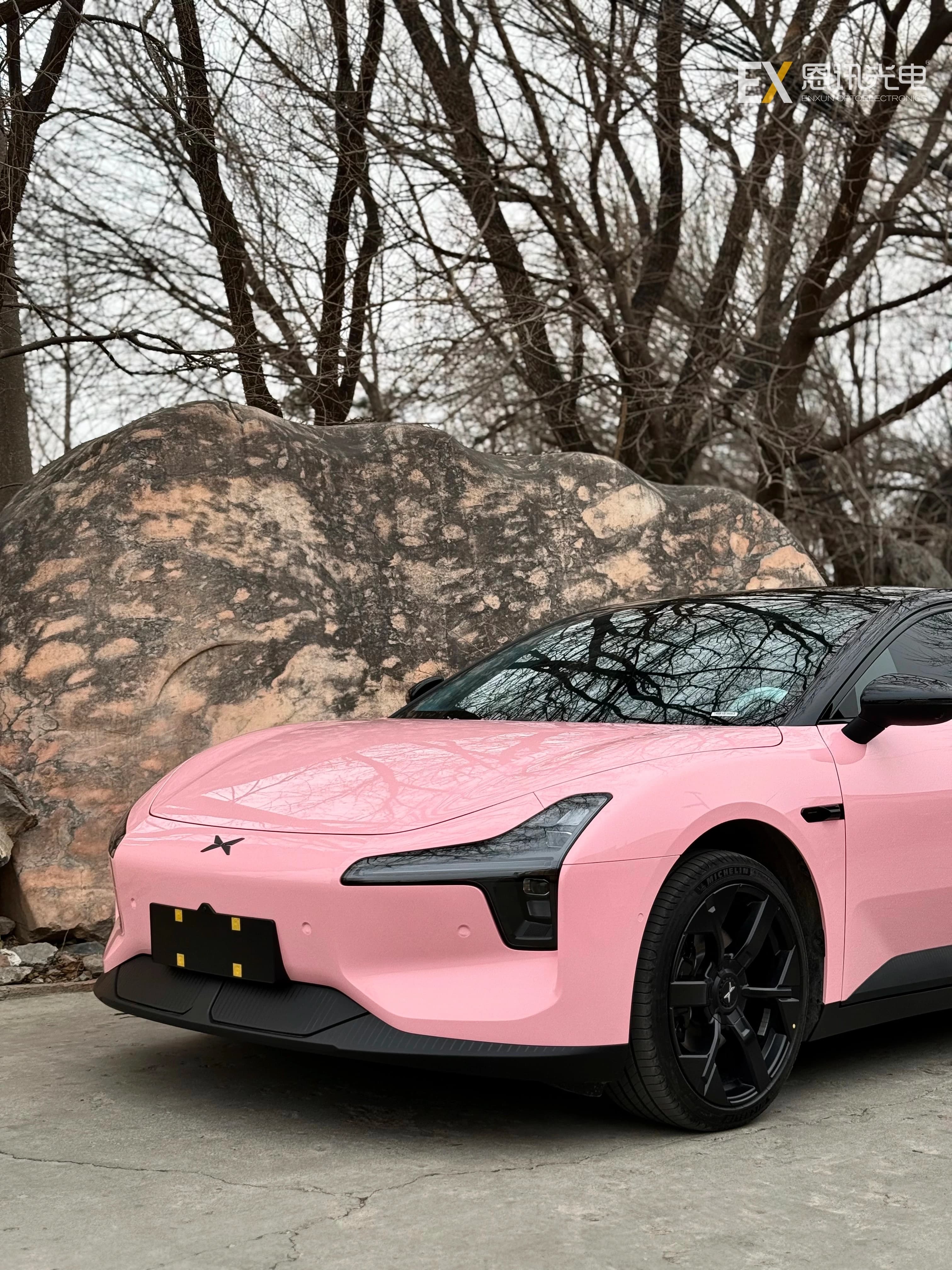 OEM quality, customizable cuts—perfect for drivers who crave feminine glamour with uncompromising durability.