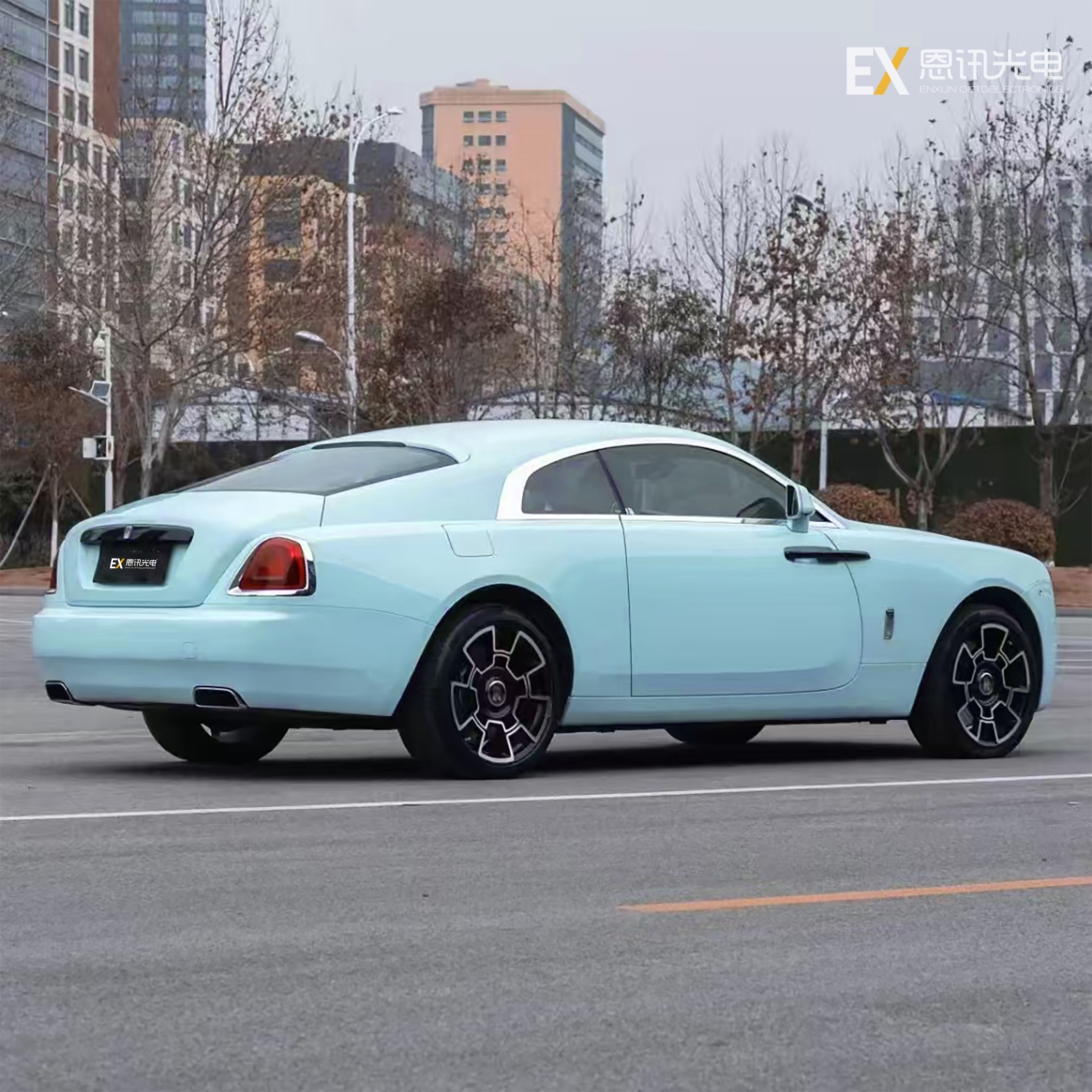 EX-8003 Glacier Blue  UV/grime-resistant, it keeps your ride pristine through daily commutes—from Austin coffee runs to Boston business meetings. A sleek alternative to basic hues, it blends sophistication with subtle edge for city life.