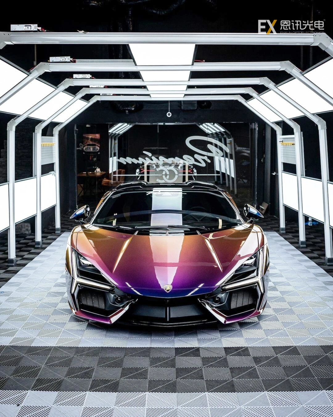 Chameleon Gold Red Purple 5 Body Wrap: Elevate Your Ride with Dazzling Color Transformation