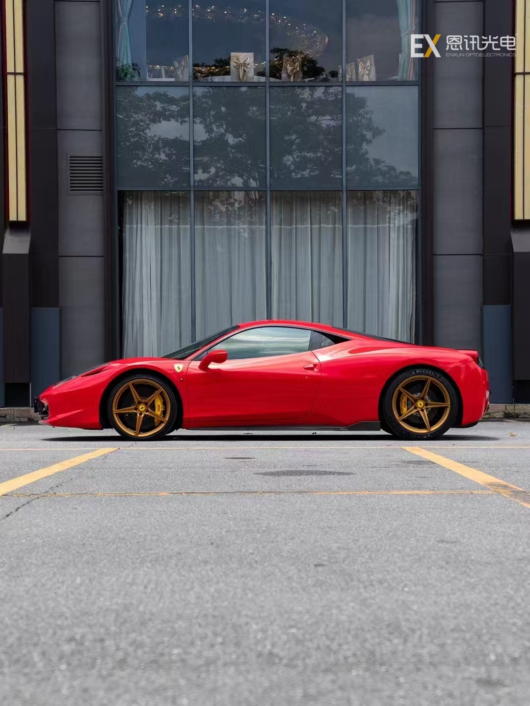 OEM Support, 200+ Stock Colors, Custom Color Matching, Scratch Heat Repair, UV Resistance, Yellowing Resistance, High Gloss Finish