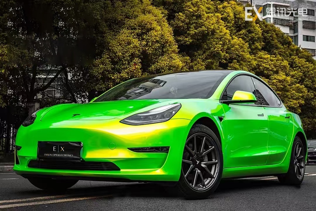 Iridescent Gold Green Wrap: Where Gold Glows and Green Shimmers—Your Ride Deserves This Dazzling Dual-Tone Magic