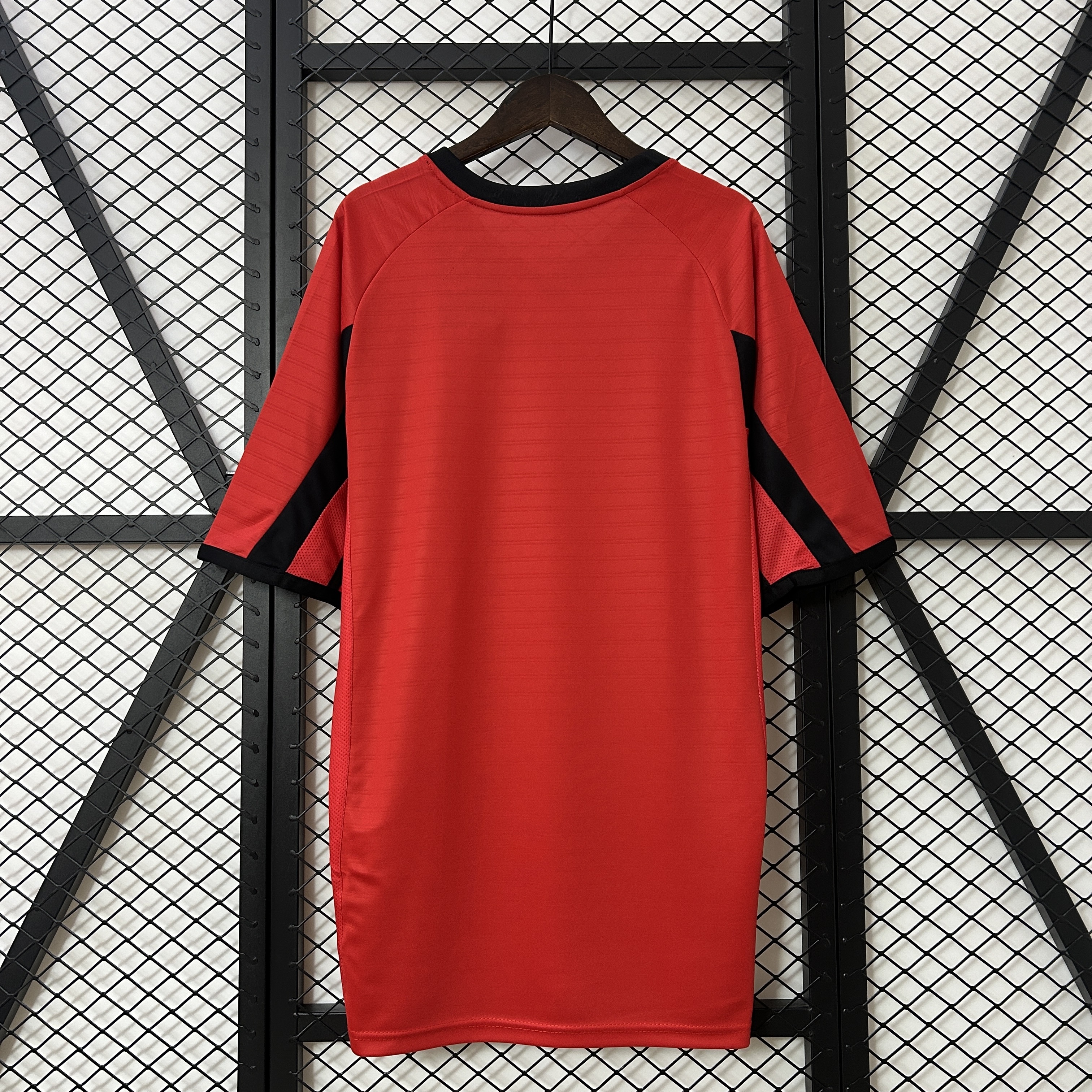 Atlético de Madrid Away 01/02