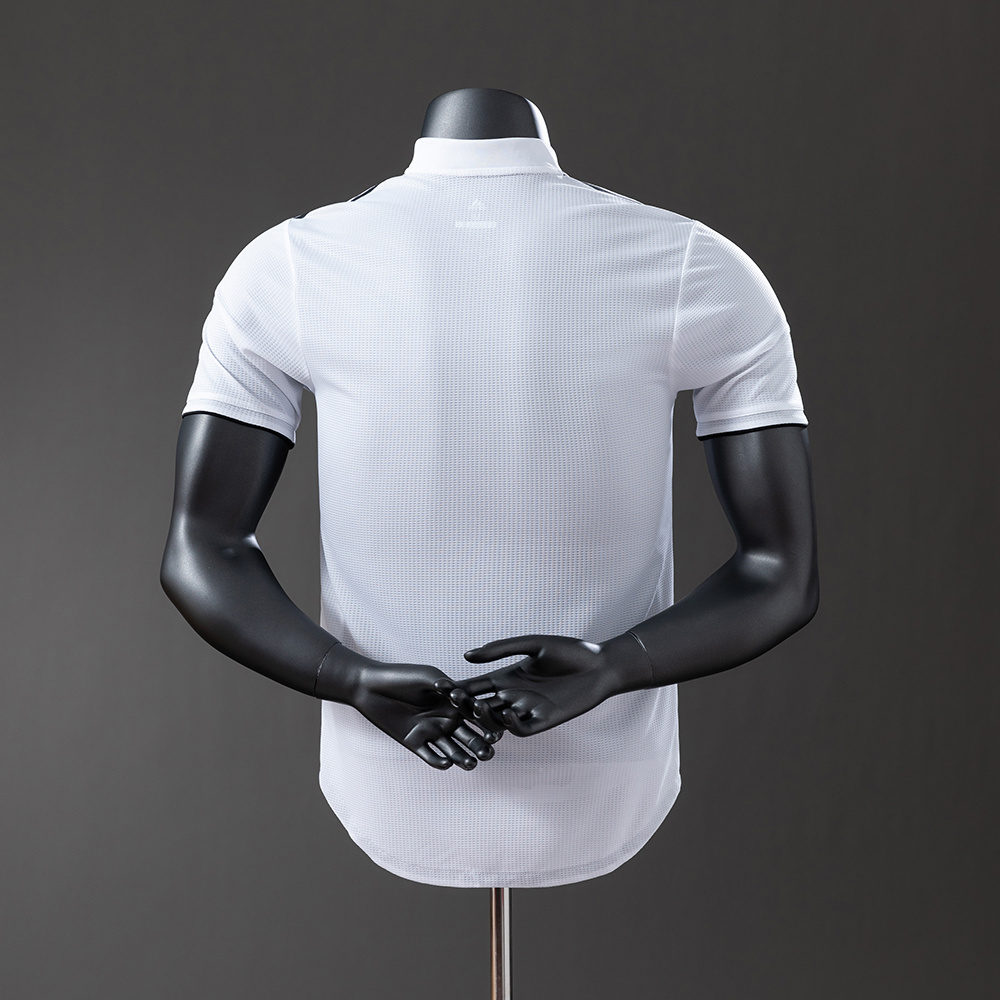 Real Madrid Home 18/19