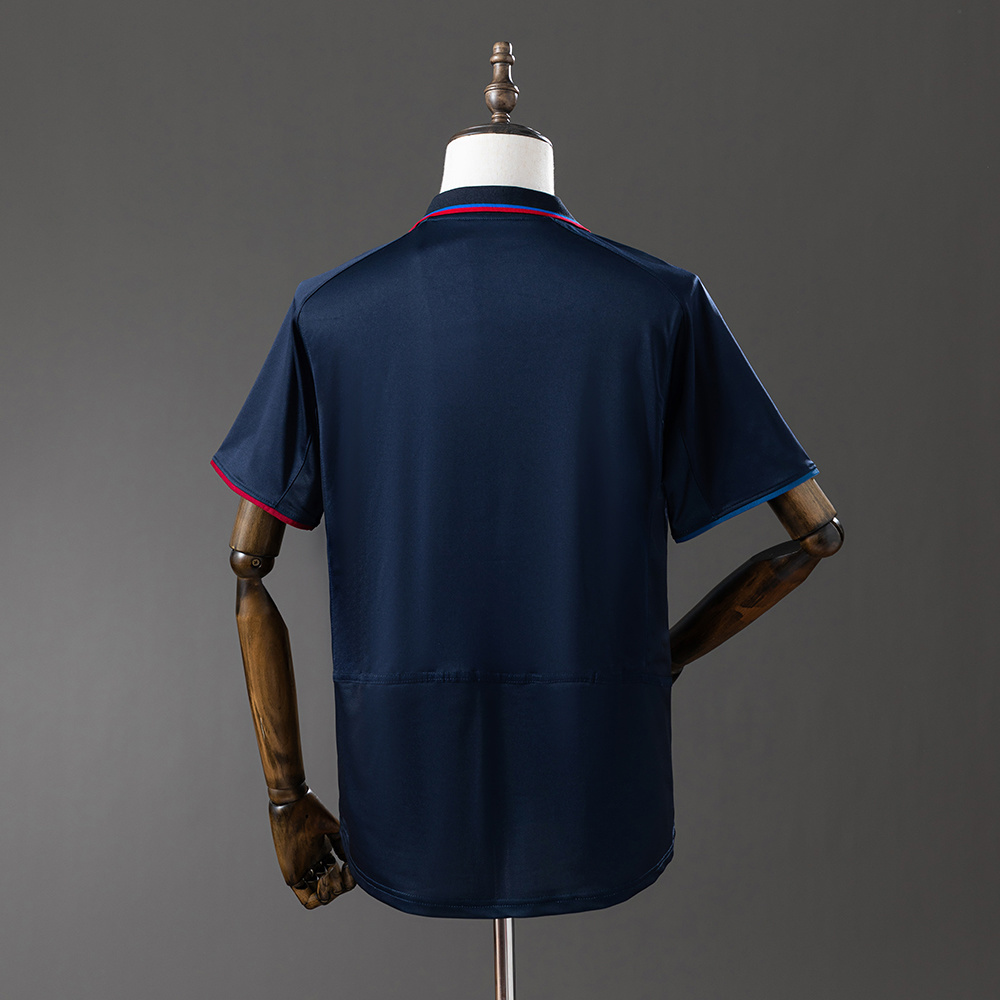 Barcelona Third Away 02/03