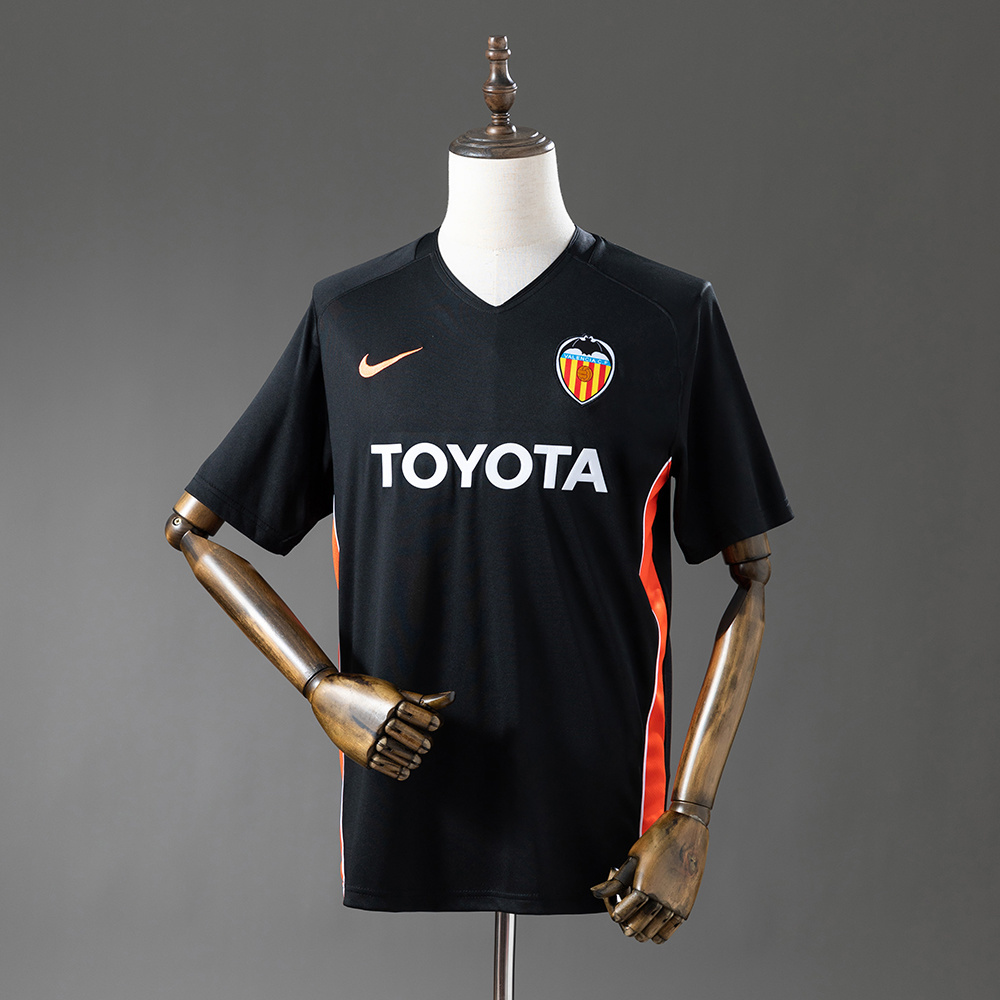 Valencia Away 06/07