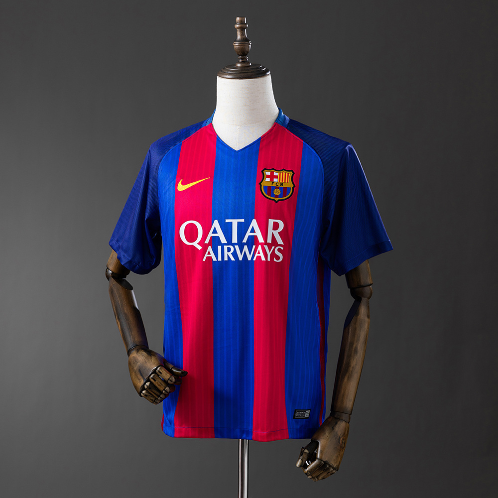 Barcelona Home 16/17