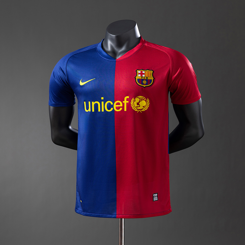 Barcelona Home 08/09