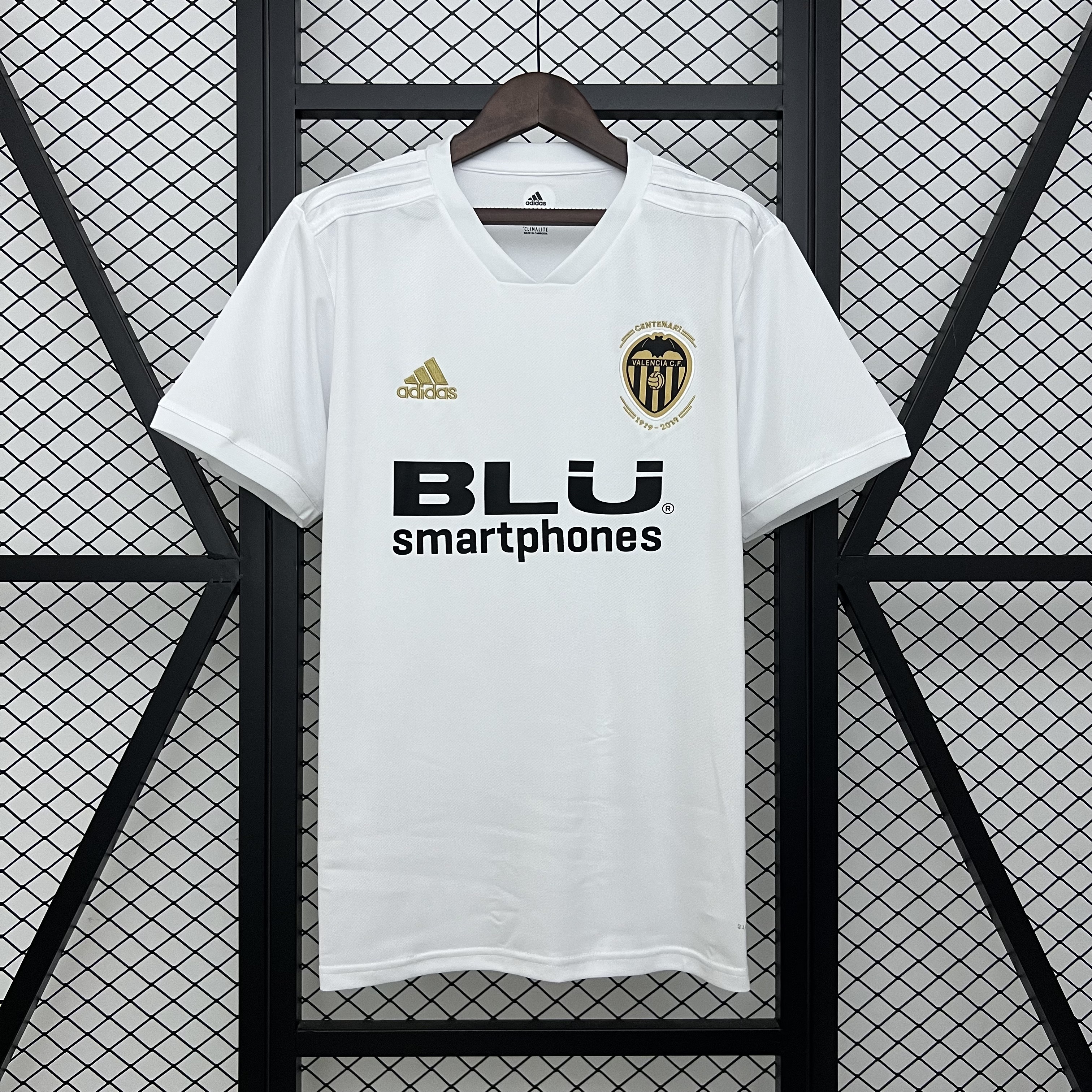 Valencia Home 18/19