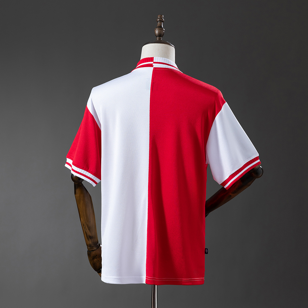 Celta de Vigo Away 01/02