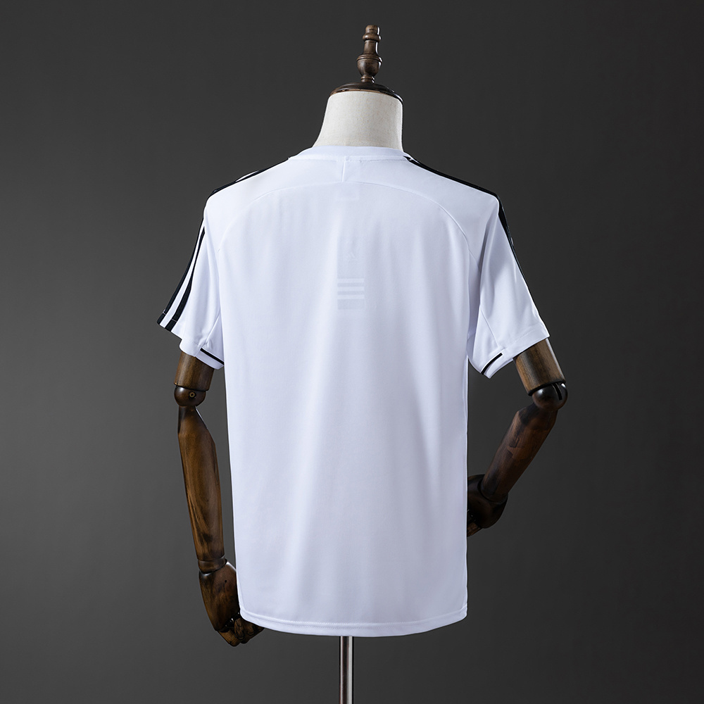 Real Madrid Home 04/05