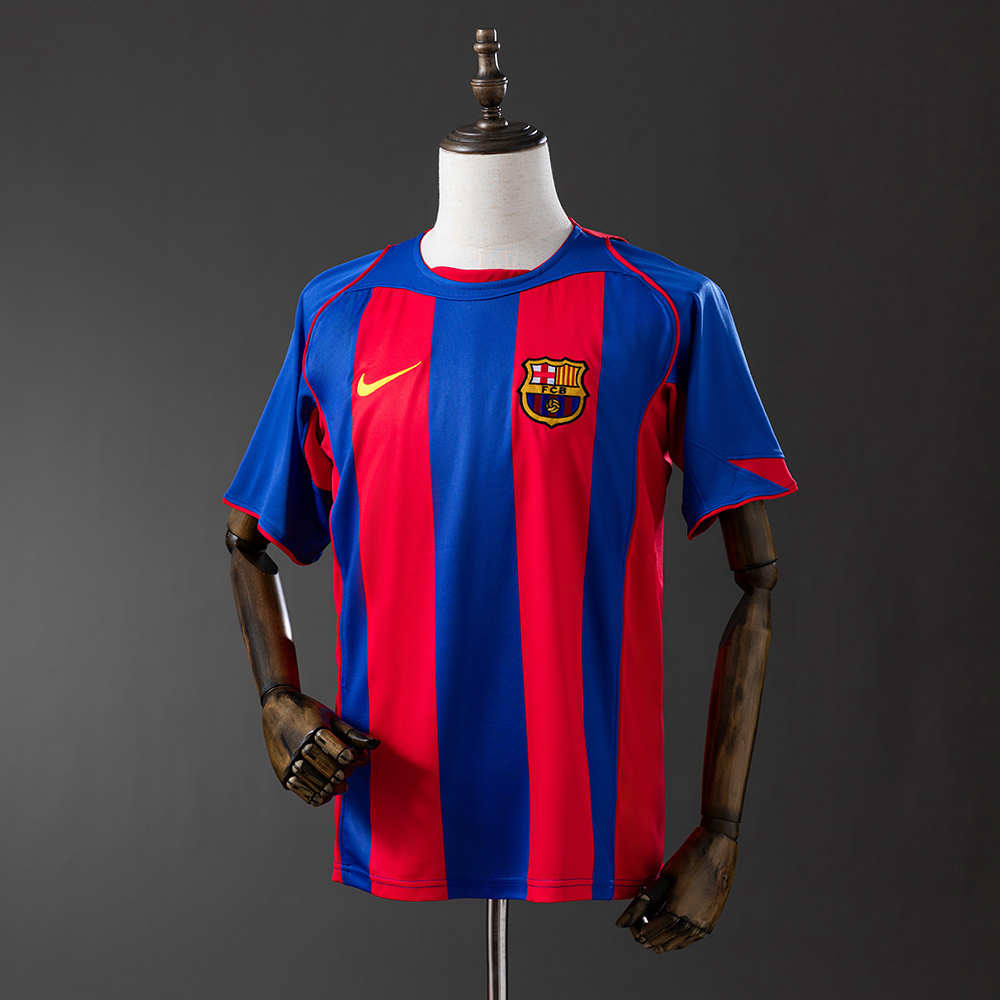Barcelona Home 04/05