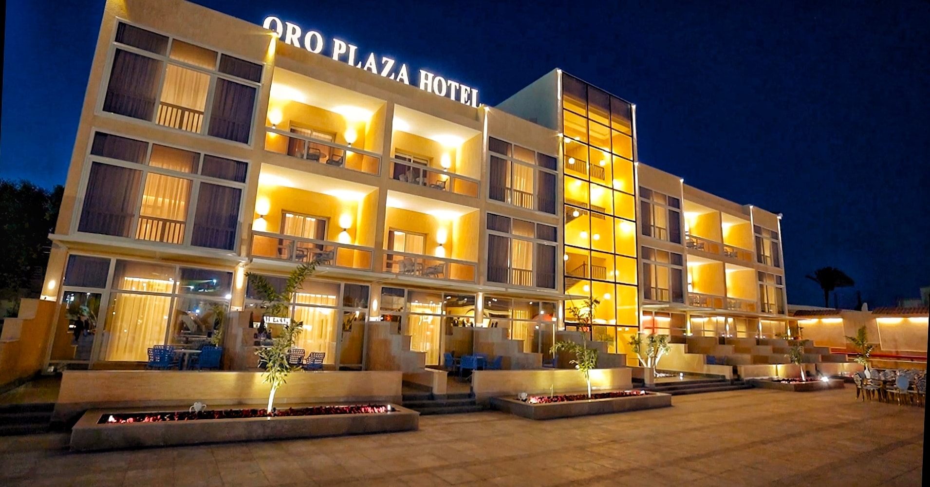 احجز إقامتك الآن