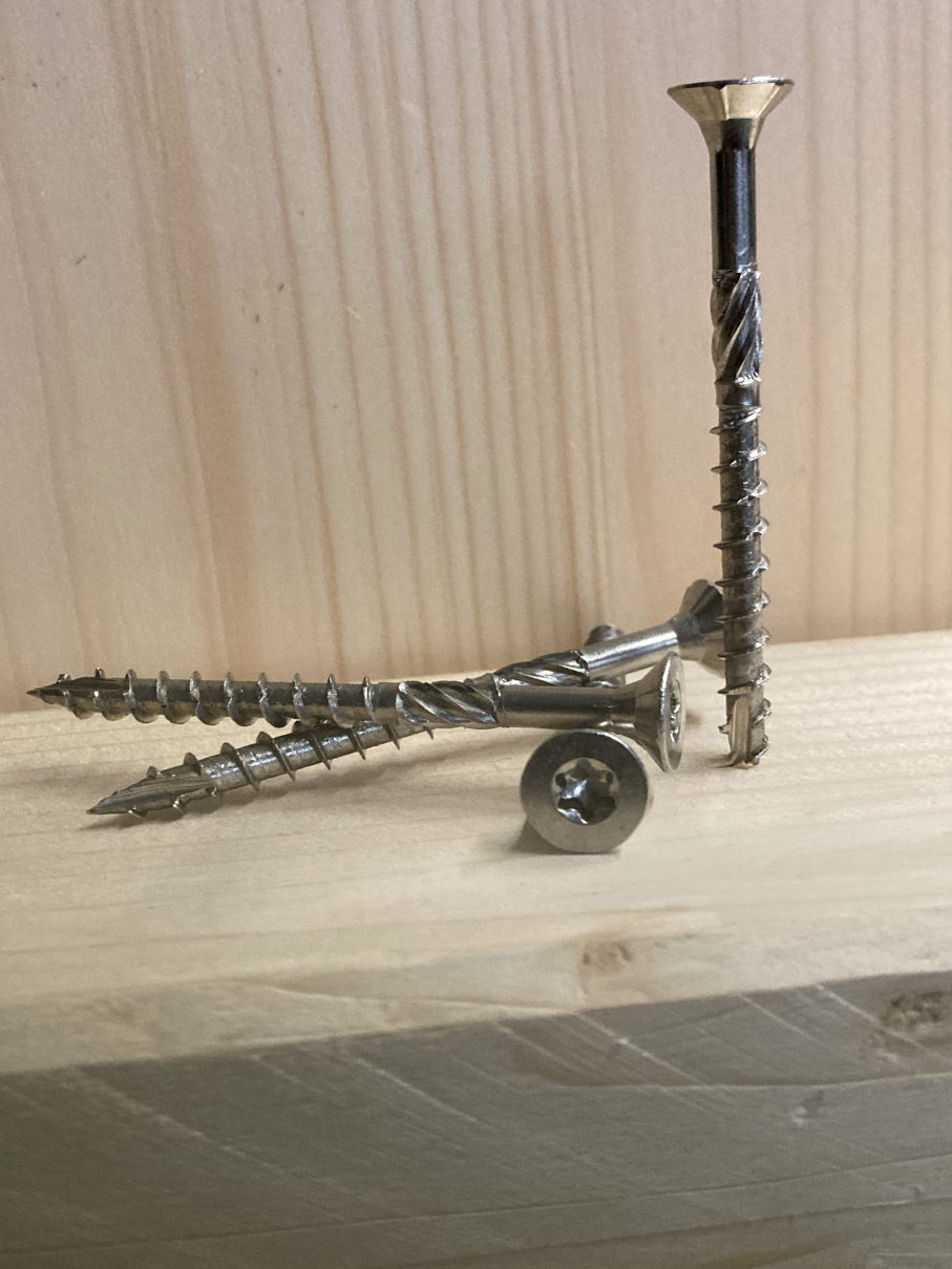 Durchmesser 5 mm und Gesamtlänge 60 mm. Holzschraube aus Edelstahl mit Torx-Antrieb. Gratisversand!