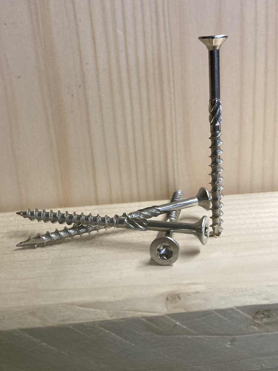 Durchmesser 4 mm und Gesamtlänge 60 mm. Holzschraube aus Edelstahl mit Torx-Antrieb. Gratisversand!