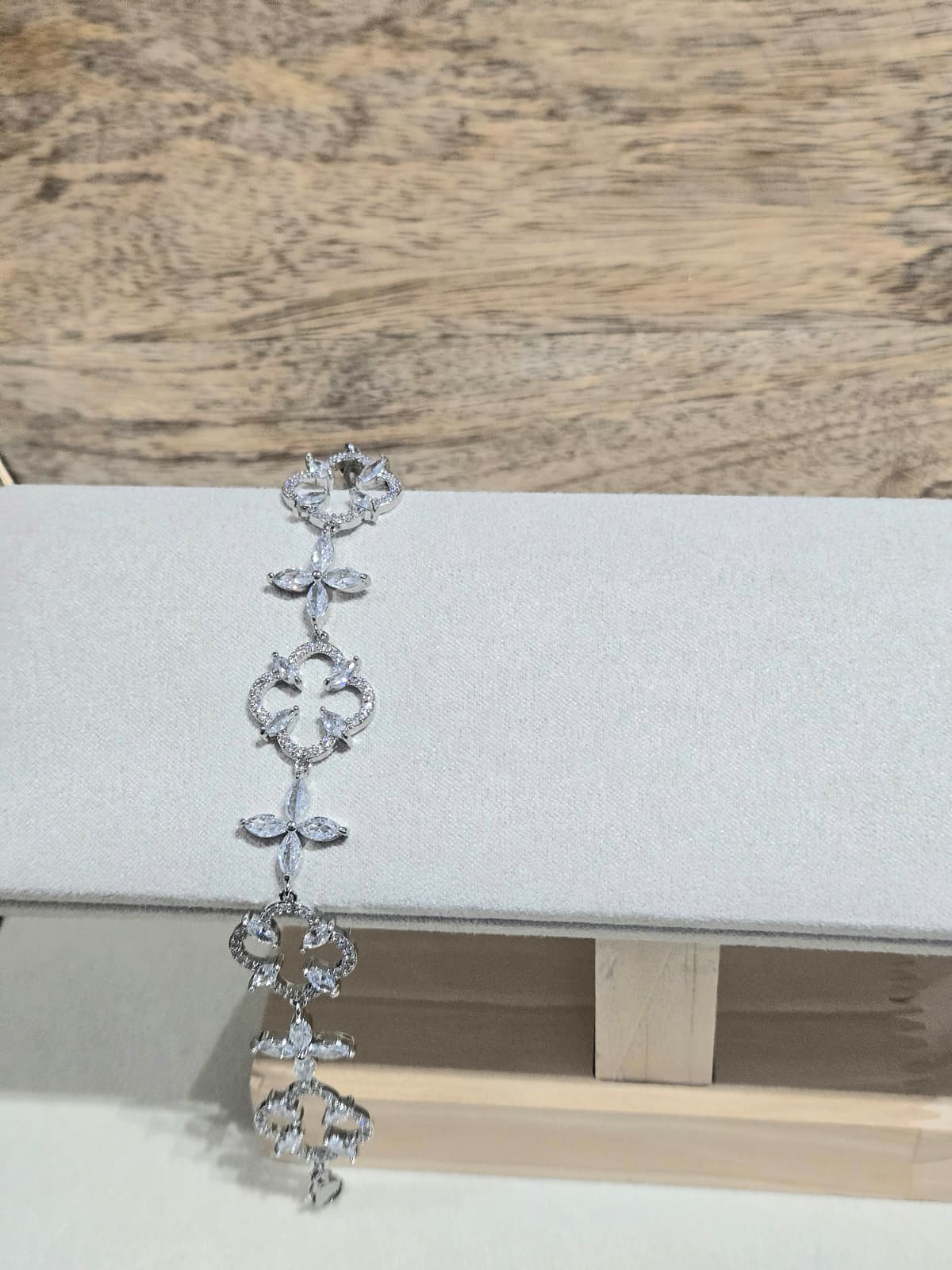 Elegant Silver Floral Bracelet