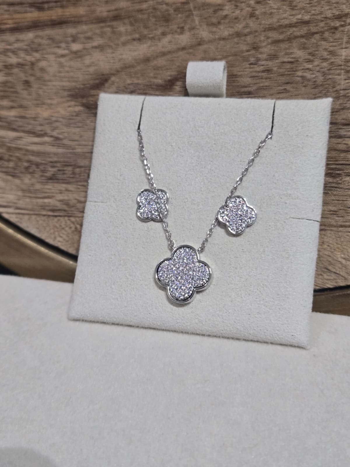 Set Clover Pendant Necklace and Earrings Zircon