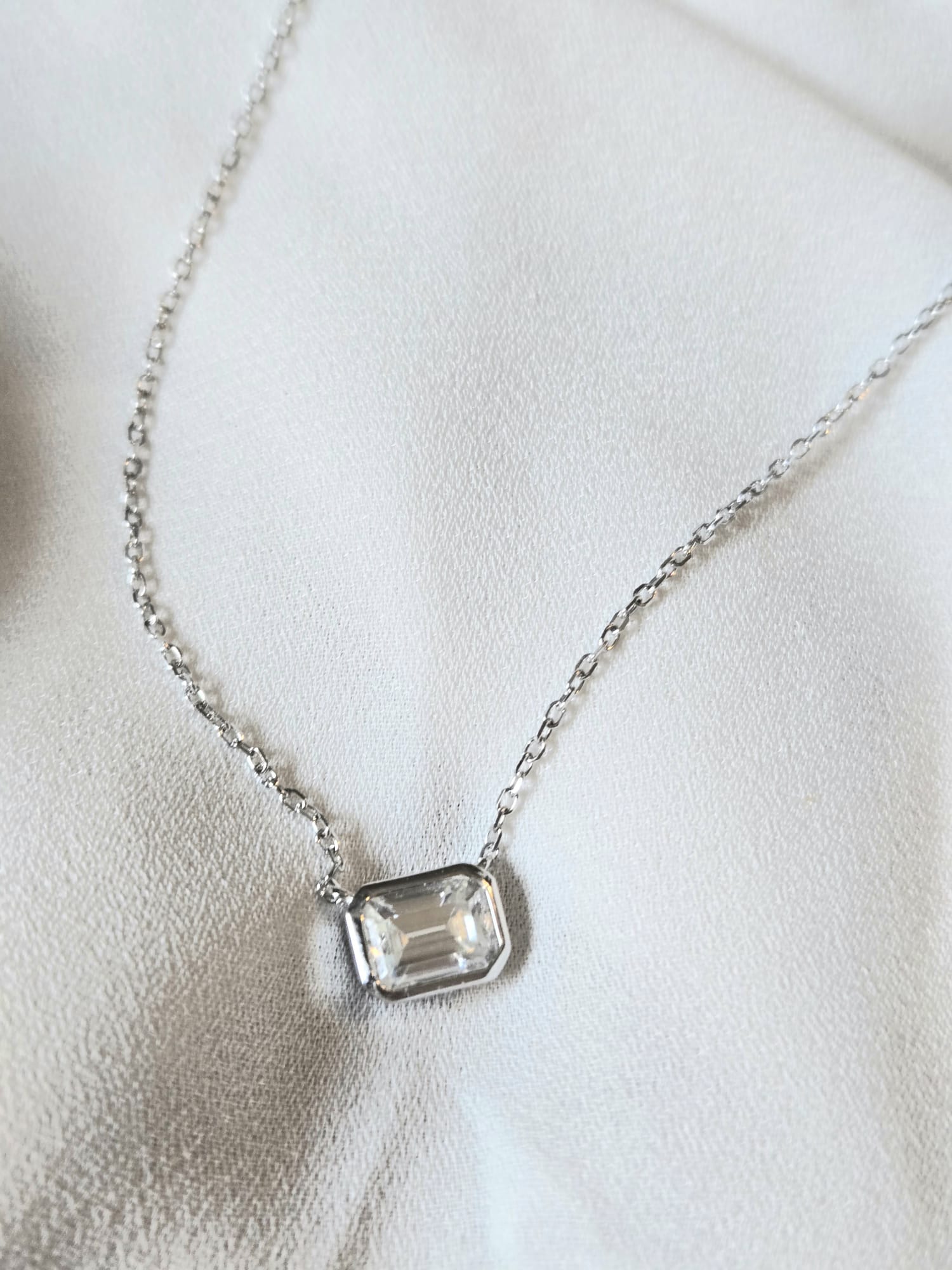 Elegant Silver gold plated Necklace Moissanit 