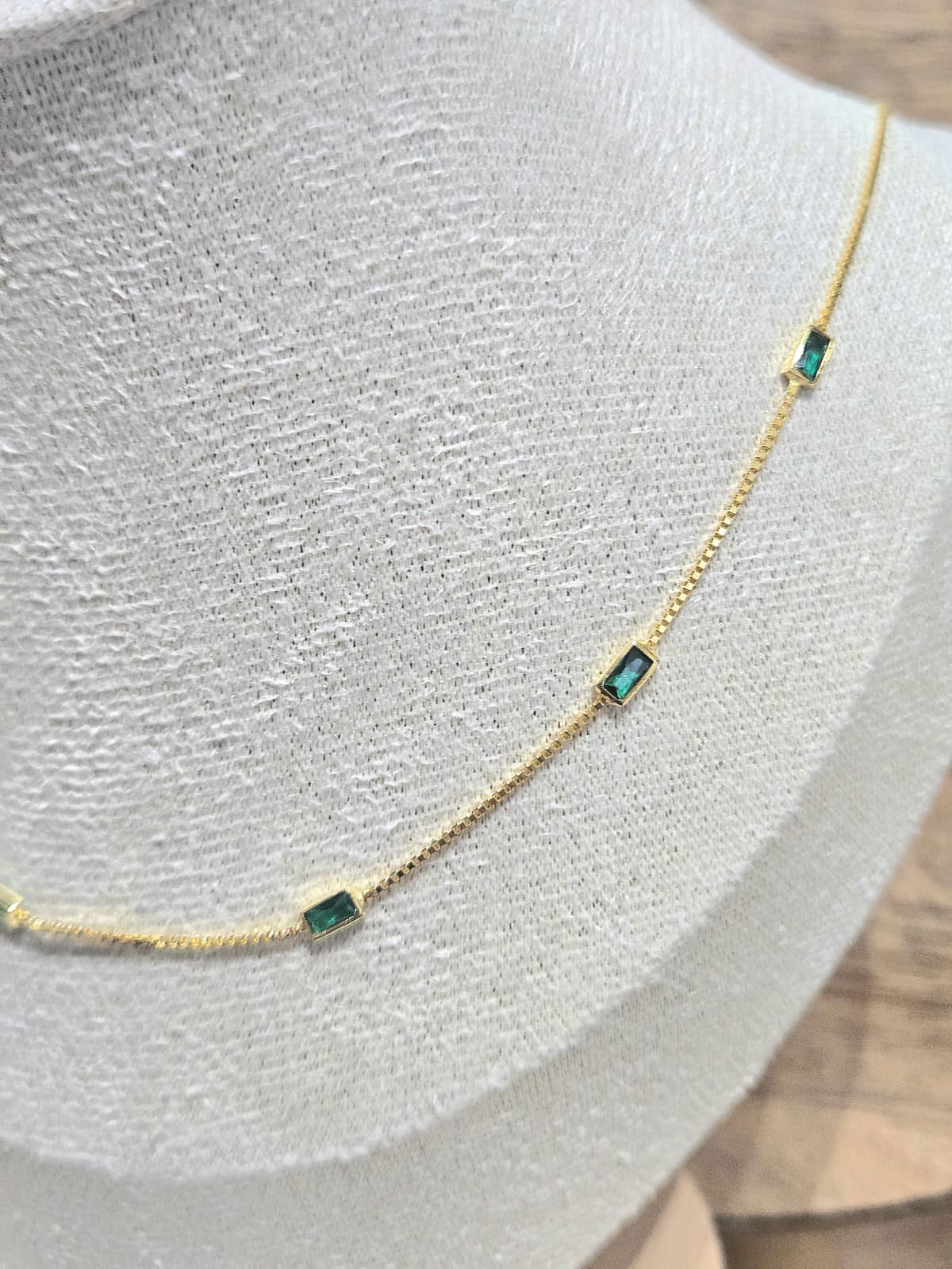 Elegant Gold Necklace with Green Accents