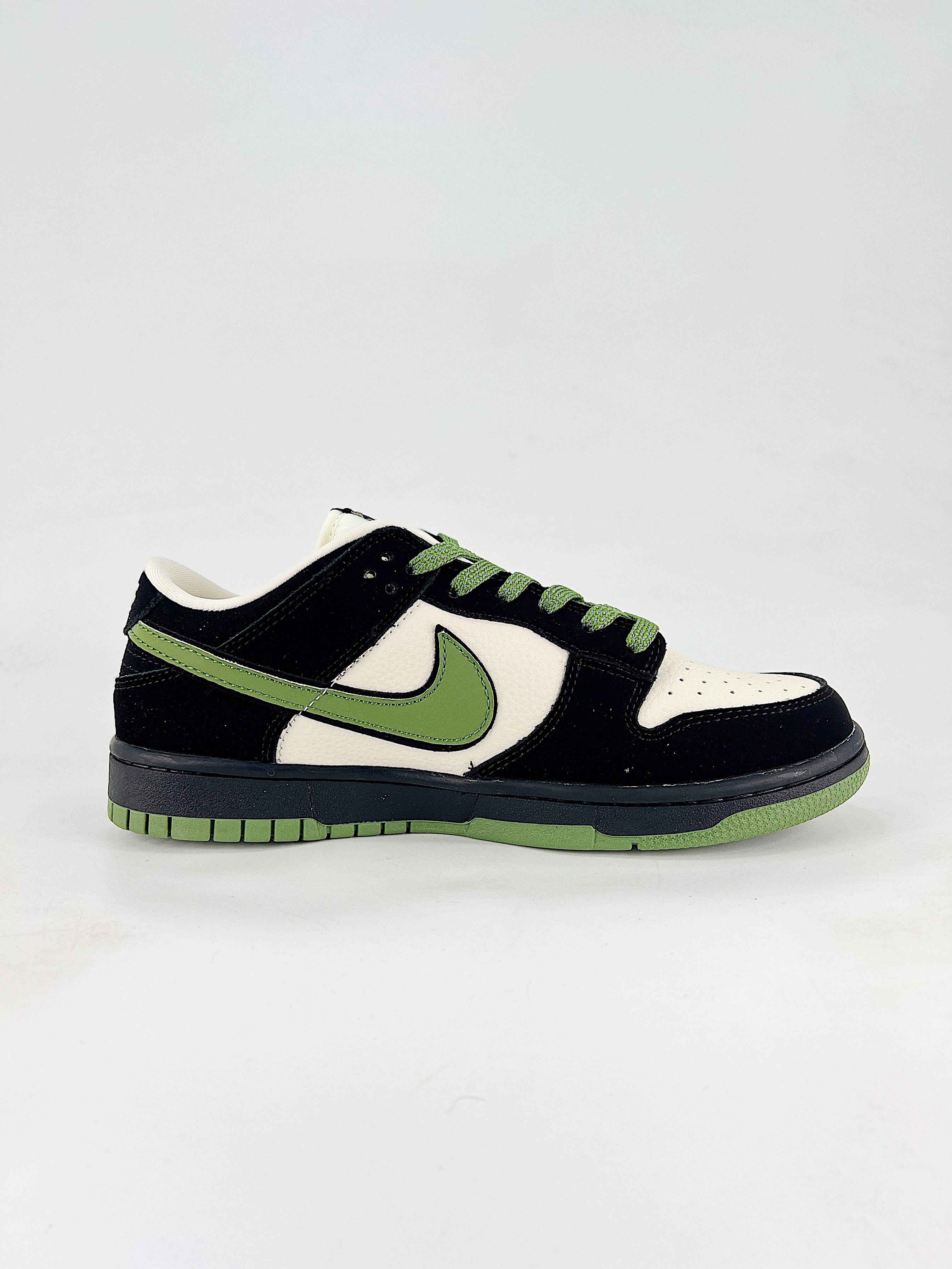 Zapatilla Nike SB Dunk Low