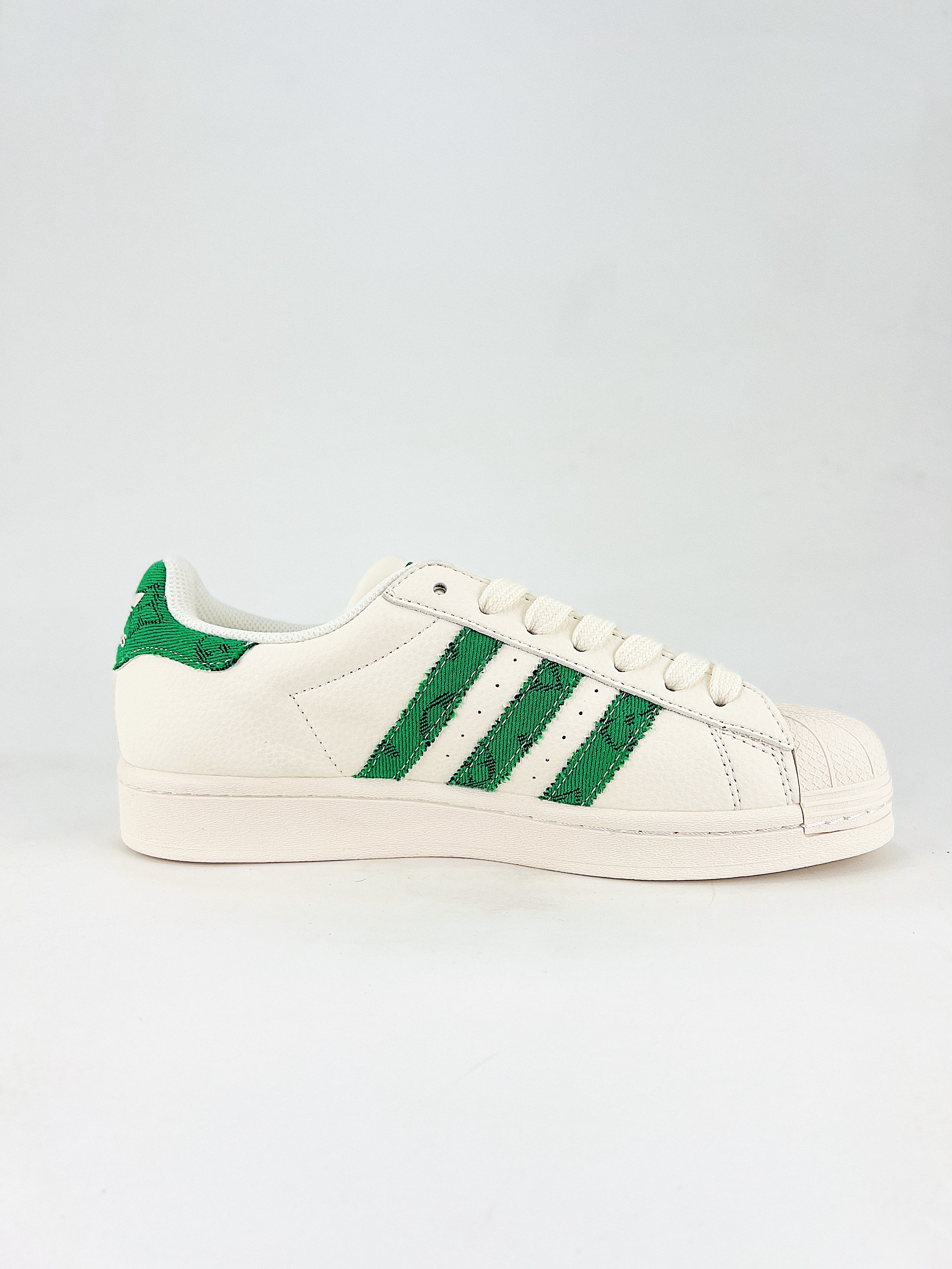 Zapatilla Adidas SuperStar 