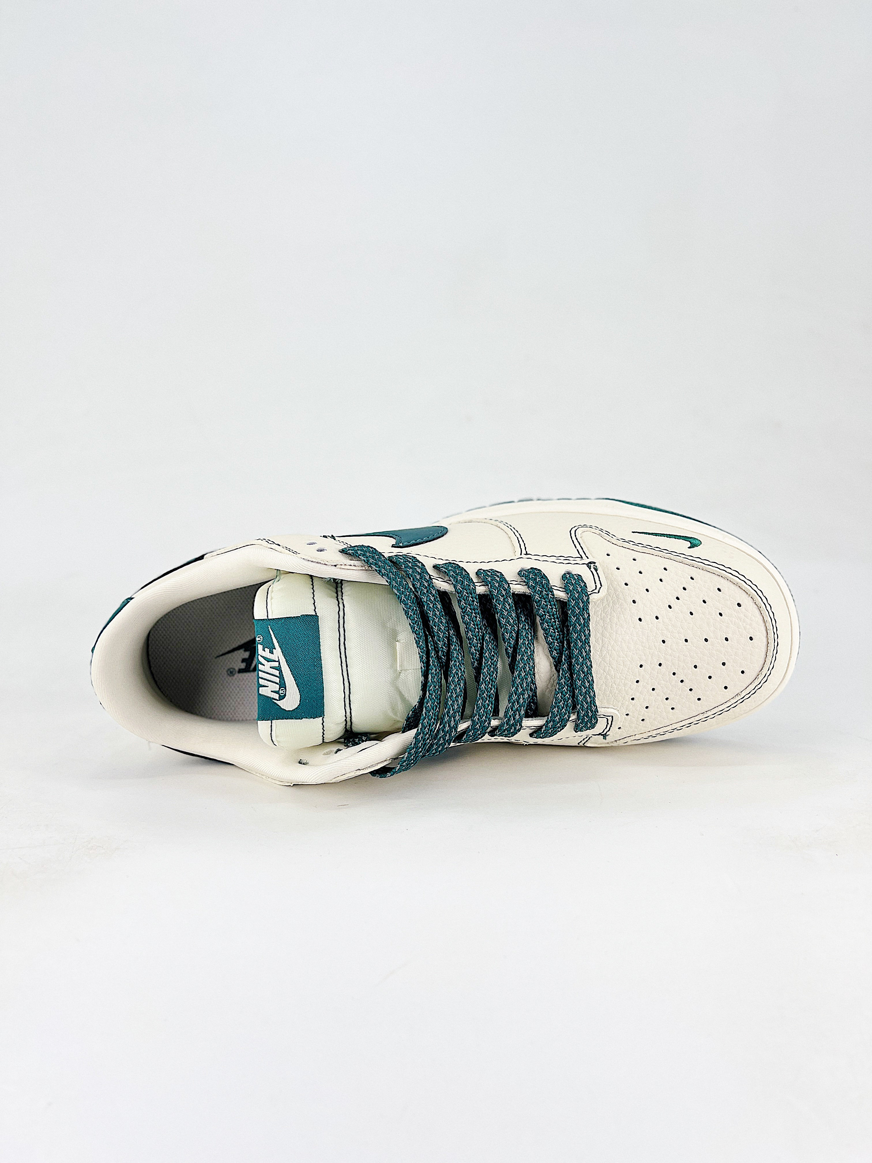 Zapatilla Nike SB Dunk Low